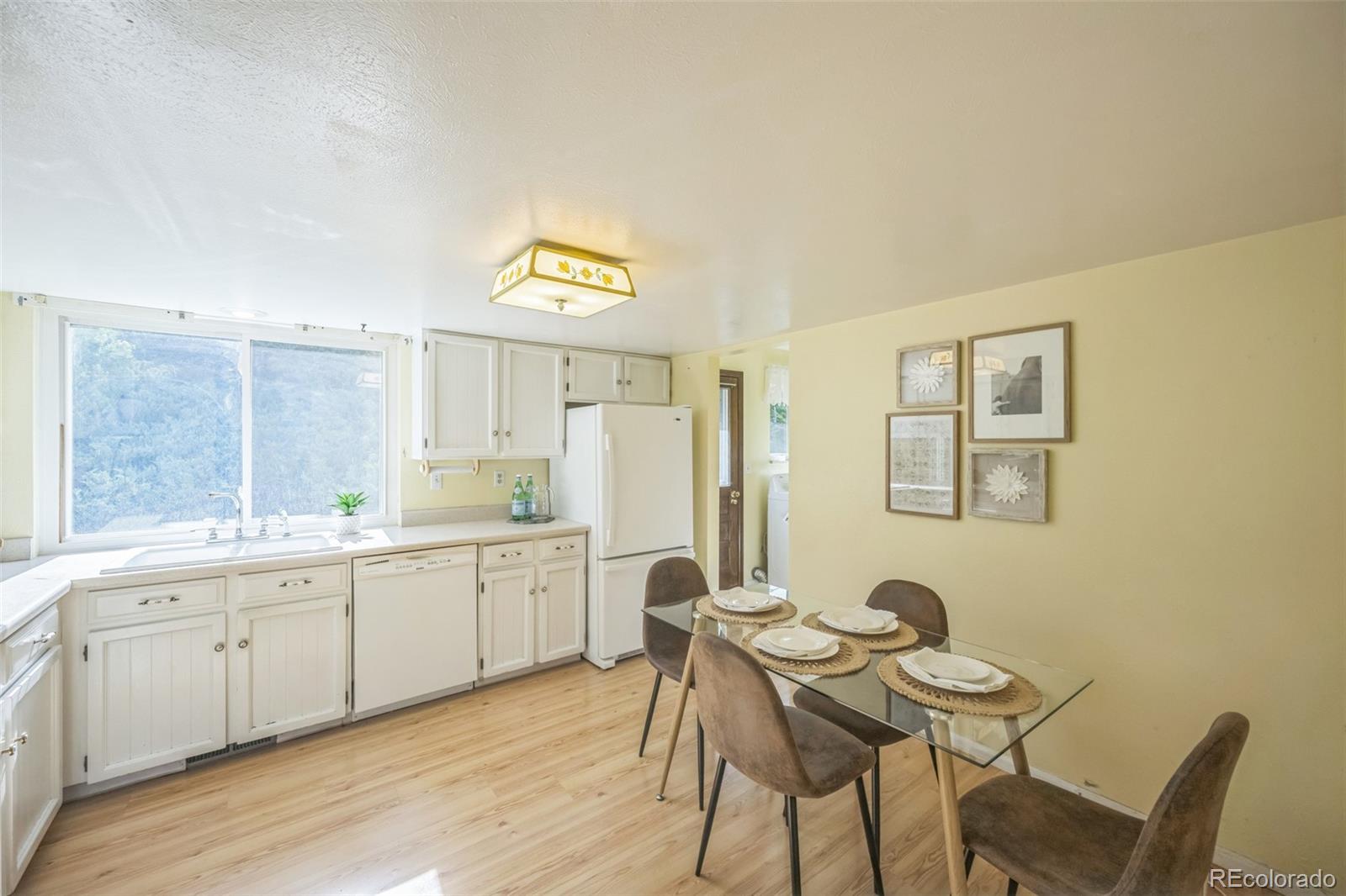 MLS Image #8 for 4474 s vrain street,denver, Colorado