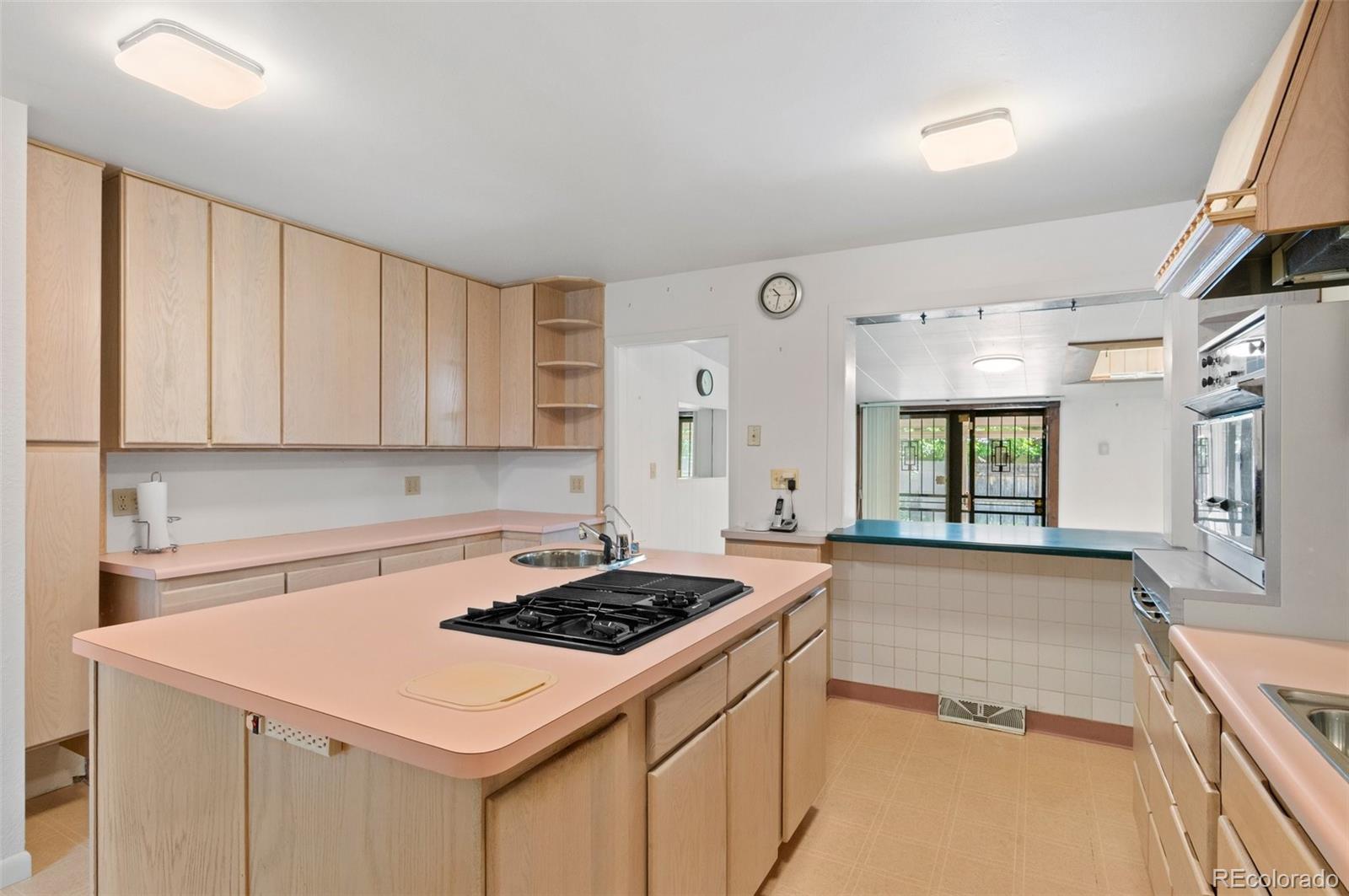 MLS Image #12 for 2518 s patton court,denver, Colorado