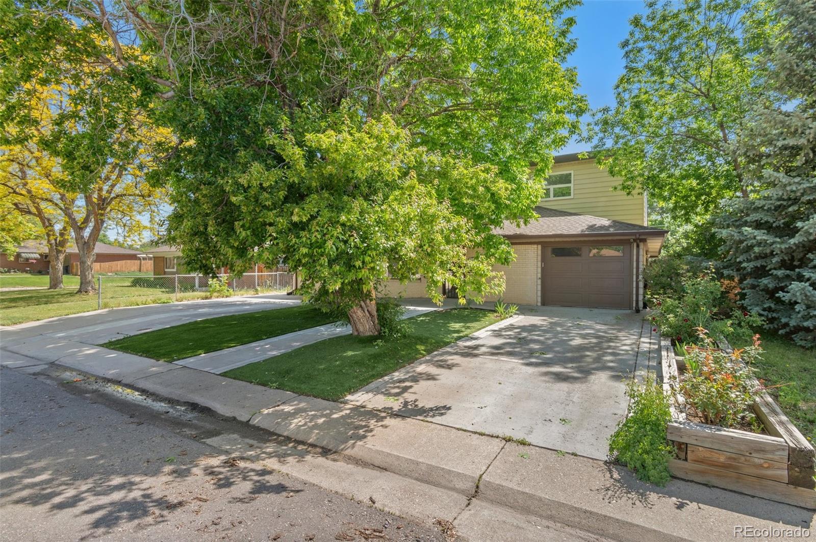 MLS Image #4 for 2518 s patton court,denver, Colorado