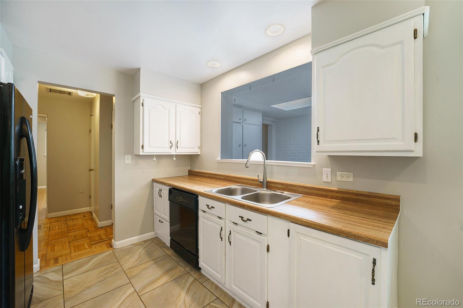 MLS Image #11 for 291  magnolia street,denver, Colorado