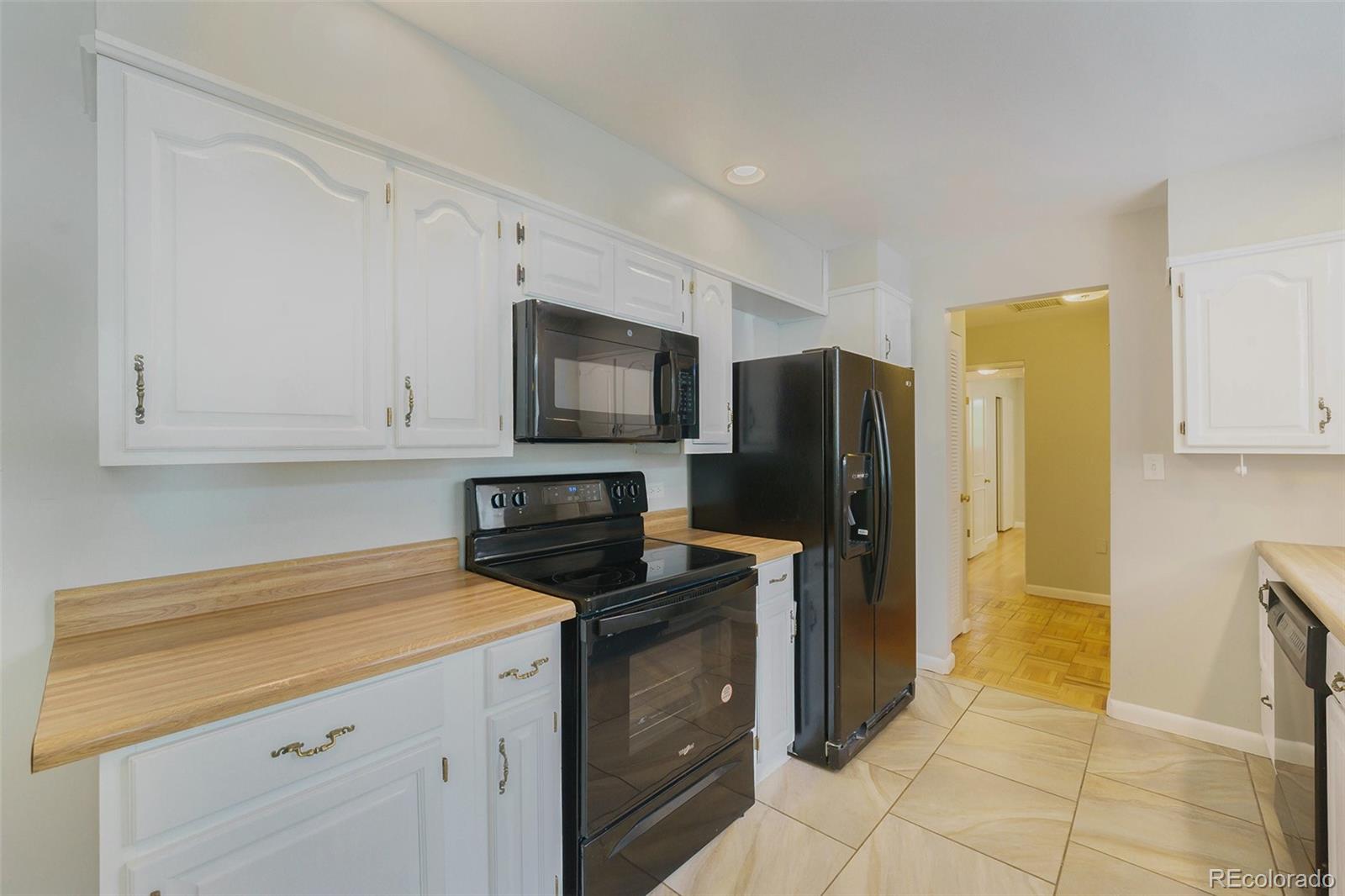 MLS Image #12 for 291  magnolia street,denver, Colorado