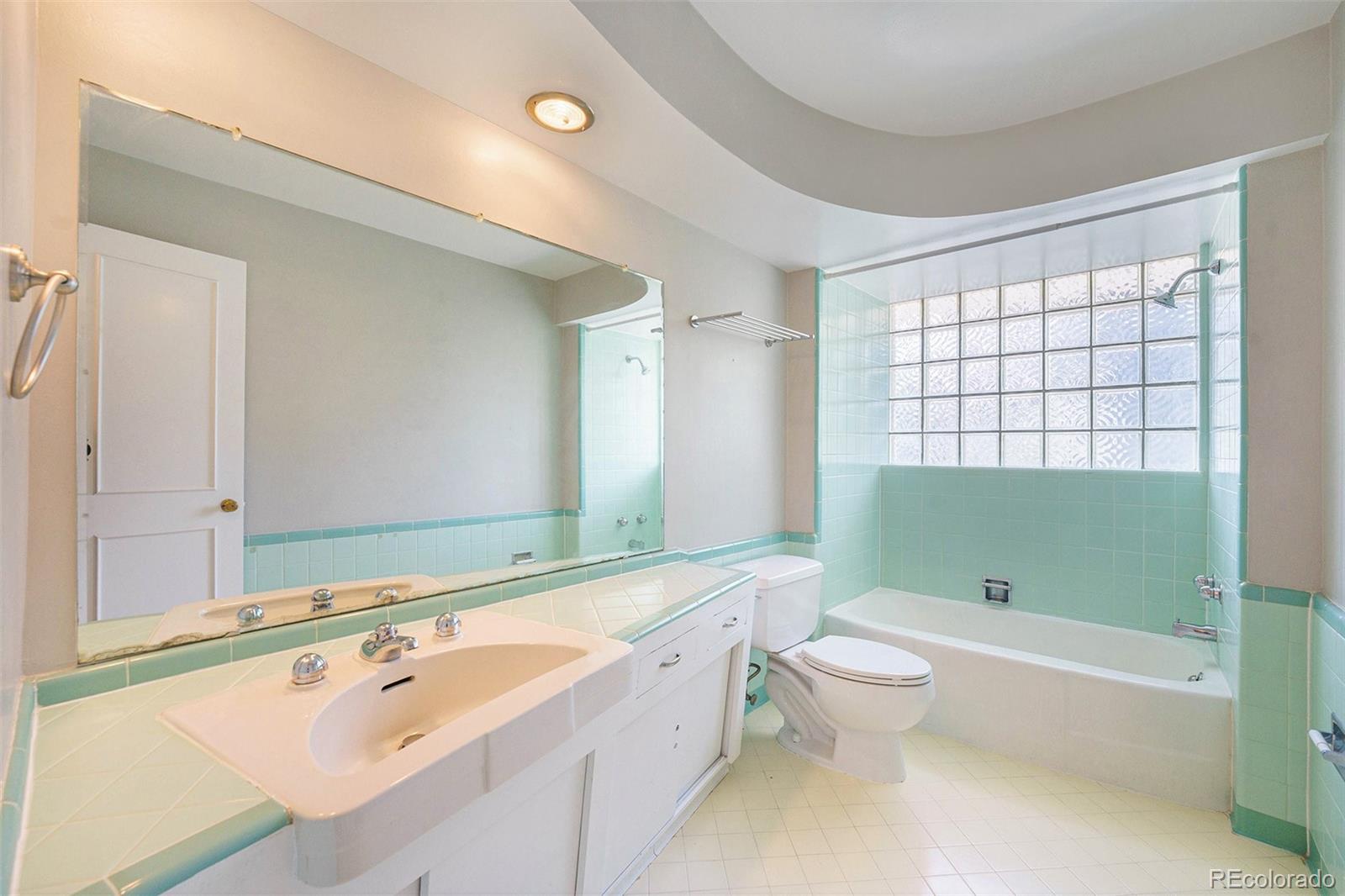 MLS Image #17 for 291  magnolia street,denver, Colorado