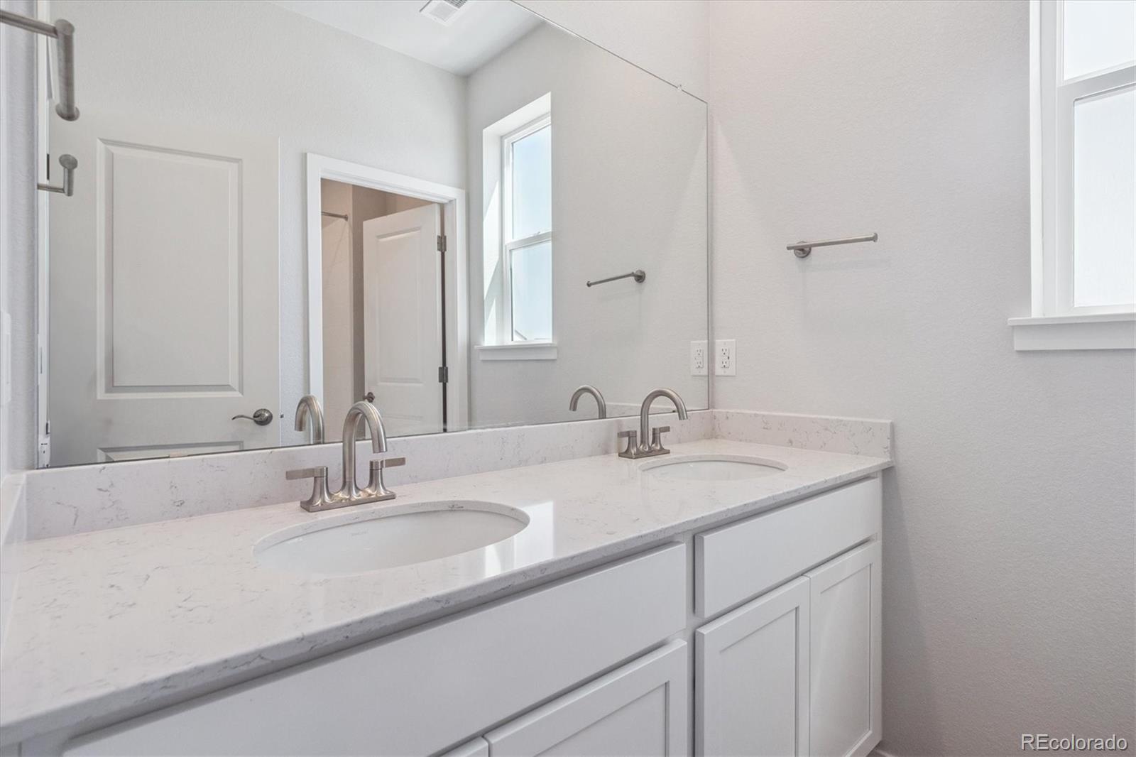 MLS Image #15 for 14145  deertrack lane,parker, Colorado