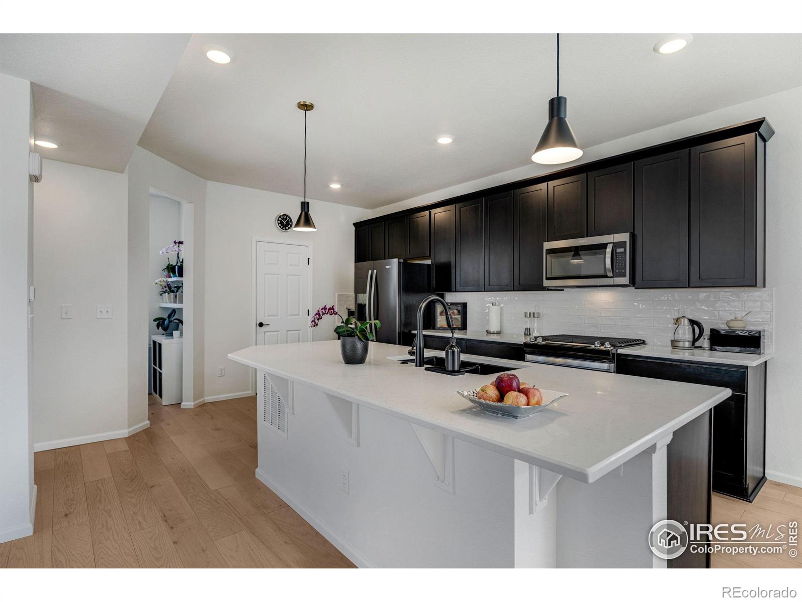 MLS Image #3 for 542  highlands circle,erie, Colorado