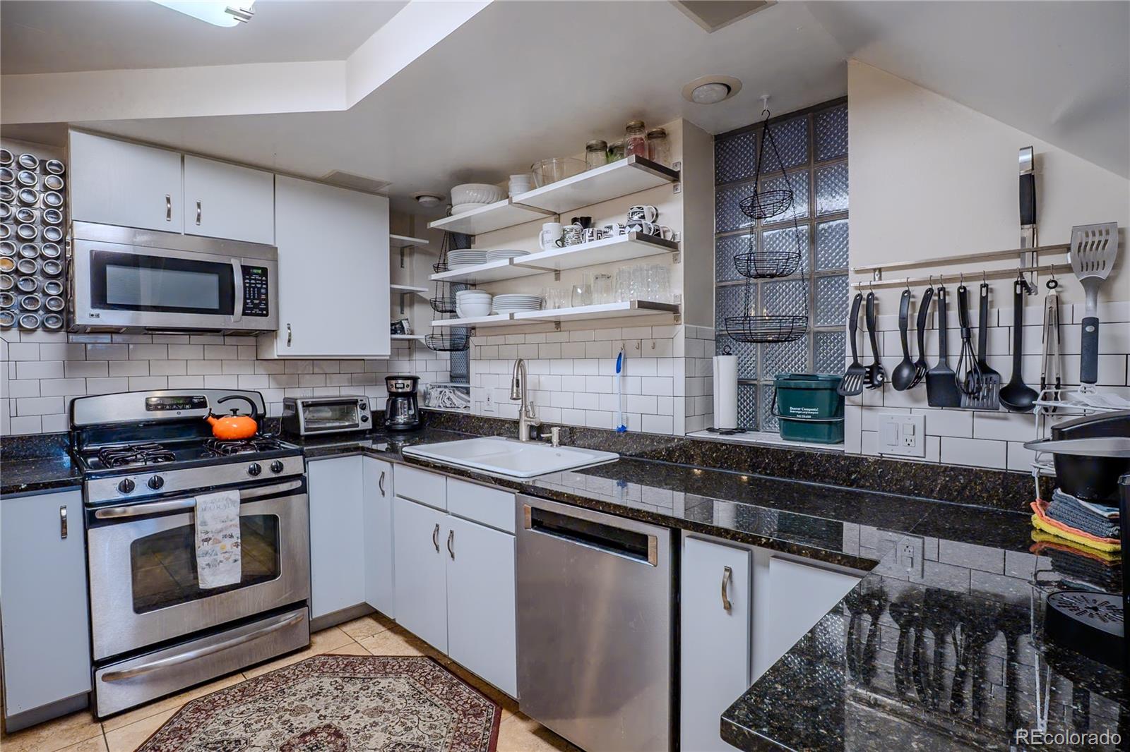 MLS Image #7 for 433  fox street,denver, Colorado