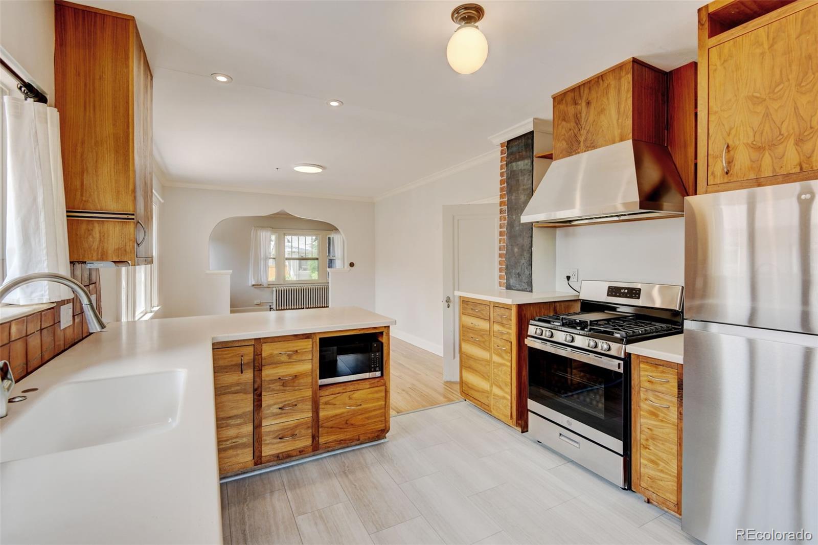 MLS Image #10 for 2636 n glencoe street,denver, Colorado