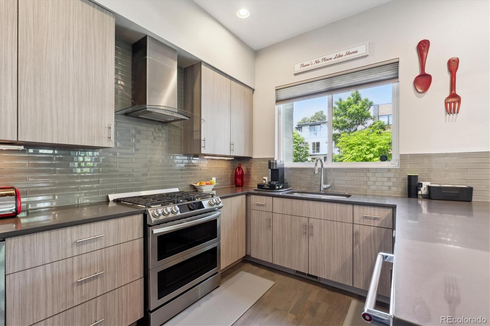 MLS Image #13 for 2898 w 22nd avenue,denver, Colorado