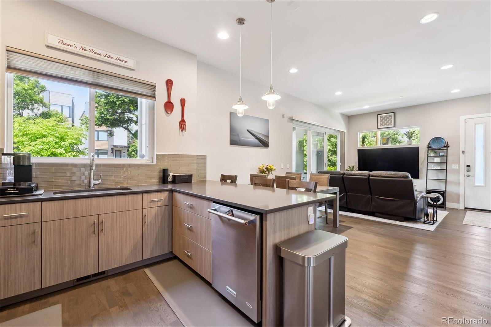 MLS Image #14 for 2898 w 22nd avenue,denver, Colorado