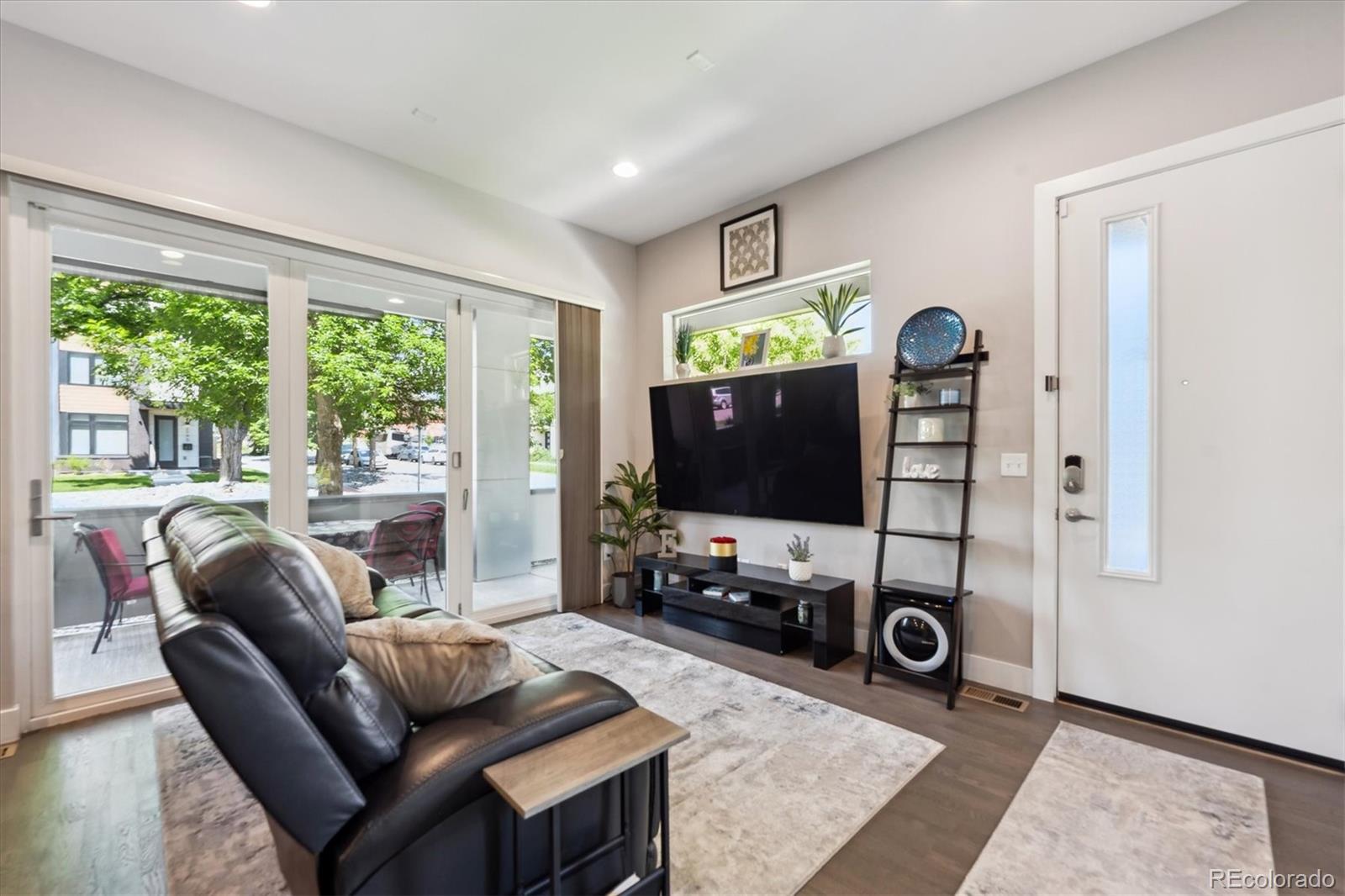 MLS Image #5 for 2898 w 22nd avenue,denver, Colorado