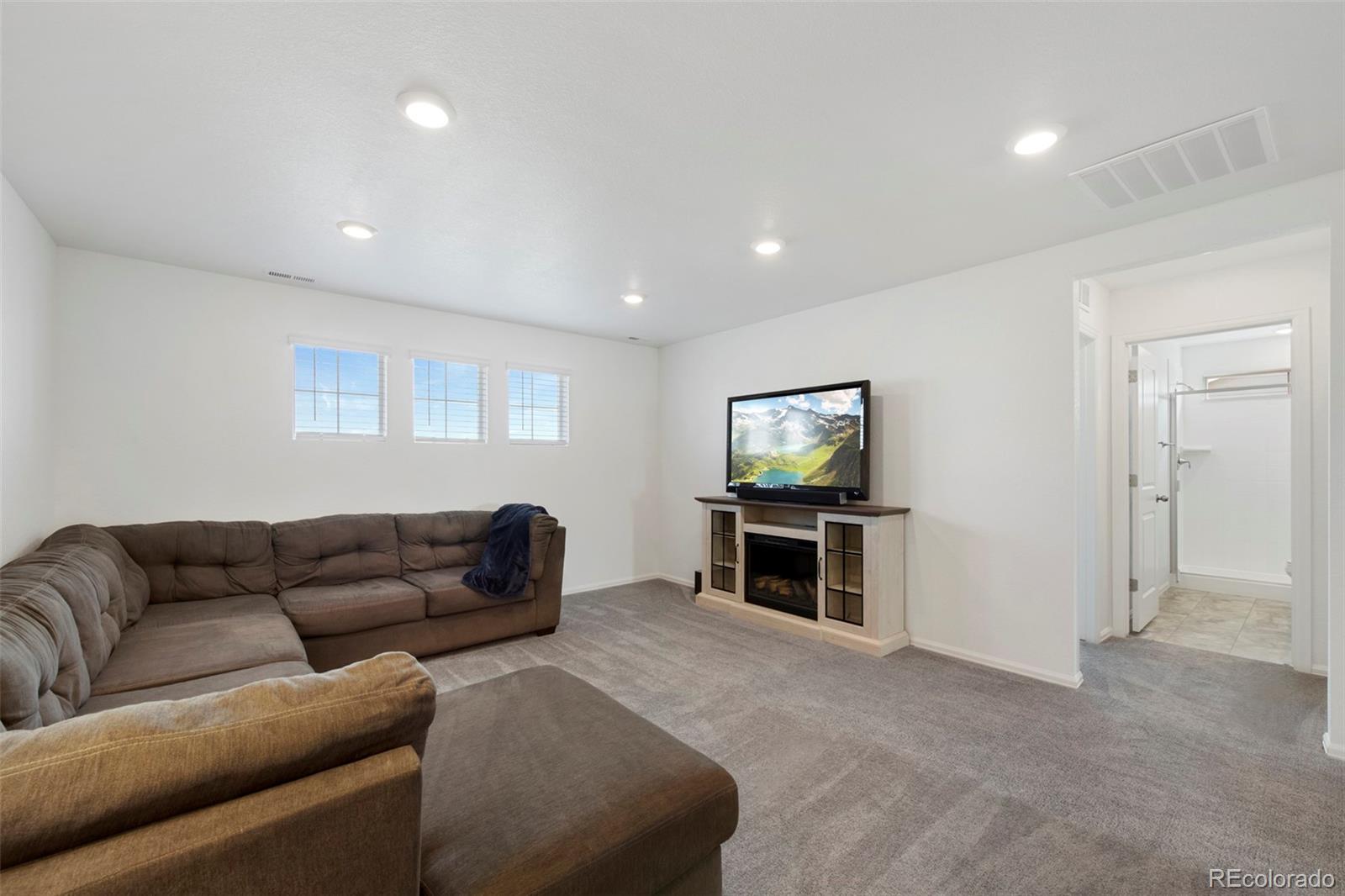 MLS Image #15 for 12826  lake port street,longmont, Colorado