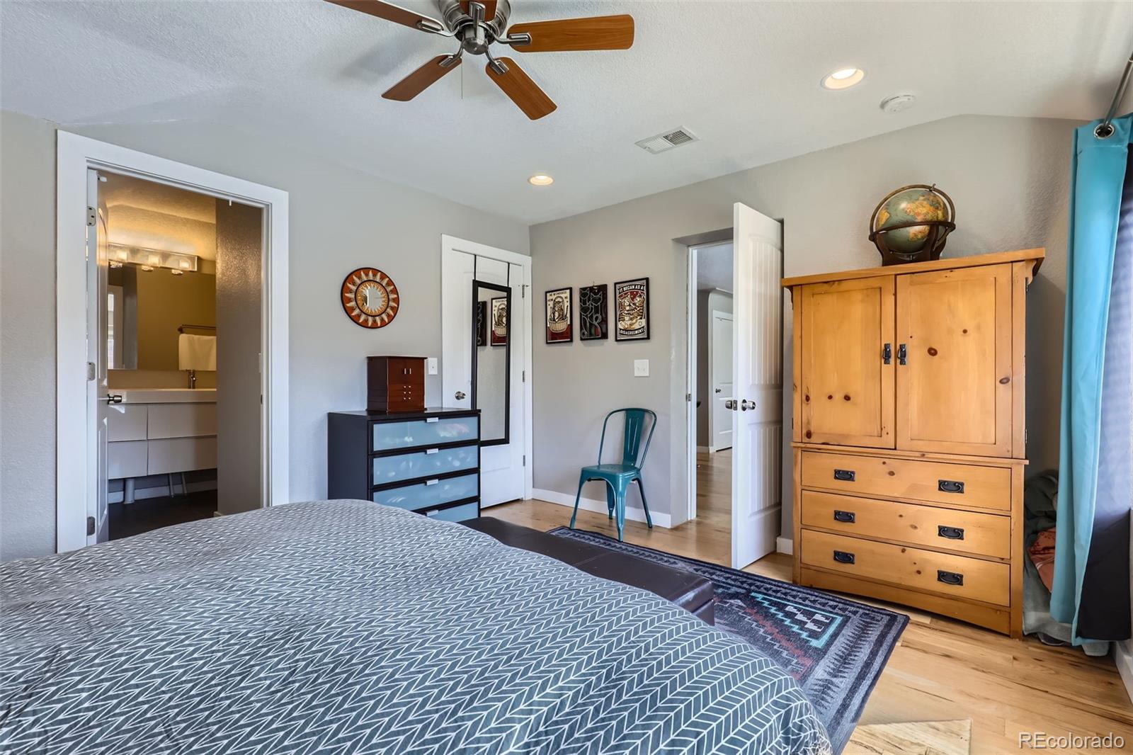 MLS Image #14 for 2901 n glencoe street,denver, Colorado