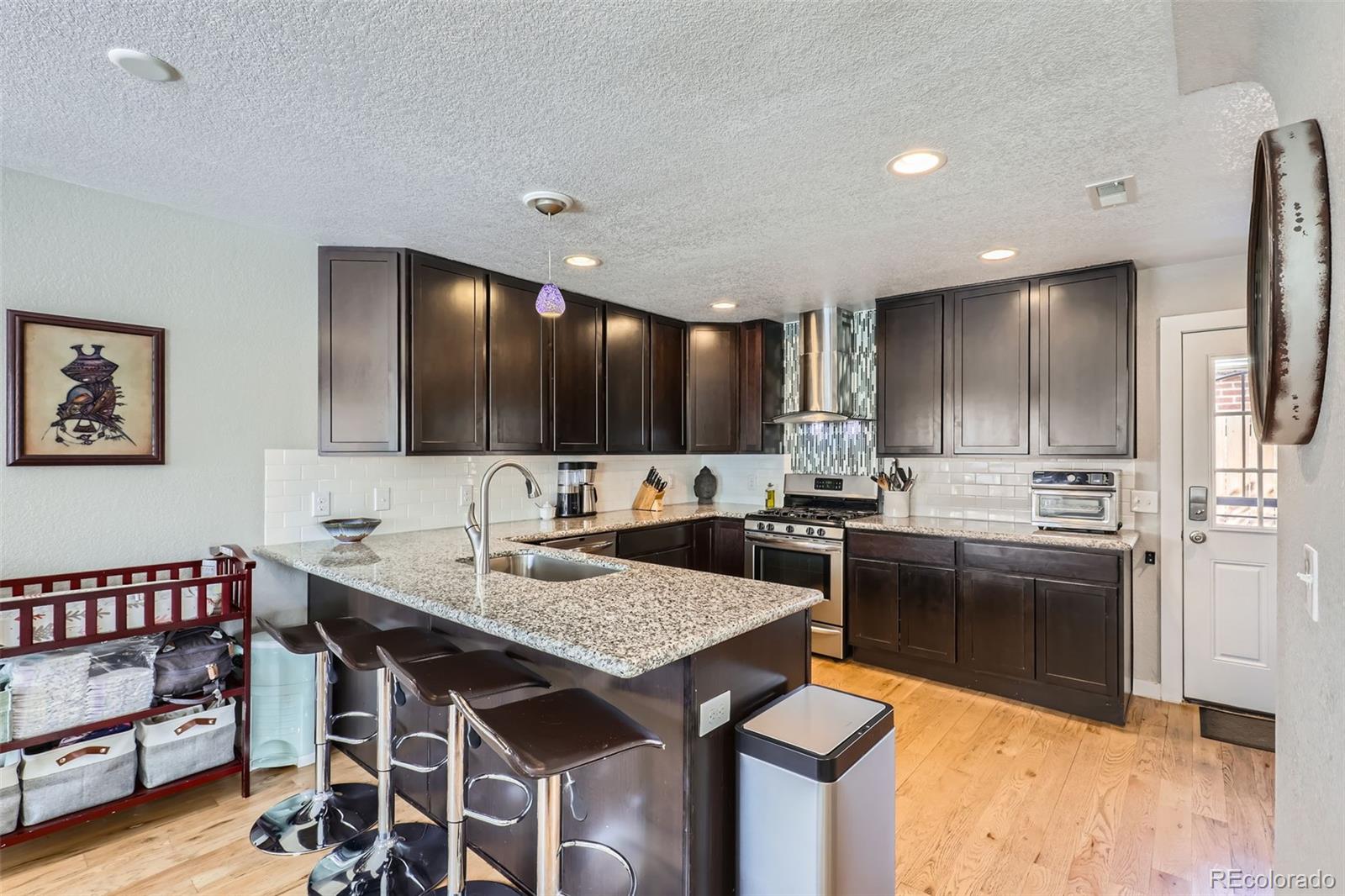 MLS Image #3 for 2901 n glencoe street,denver, Colorado