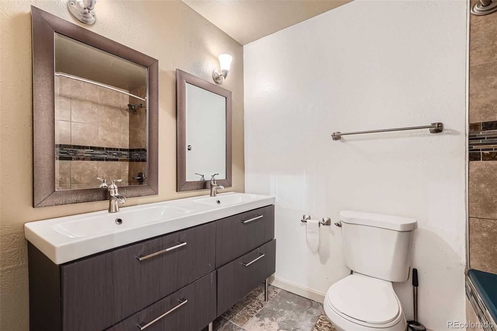 MLS Image #10 for 1824 s granby street,aurora, Colorado
