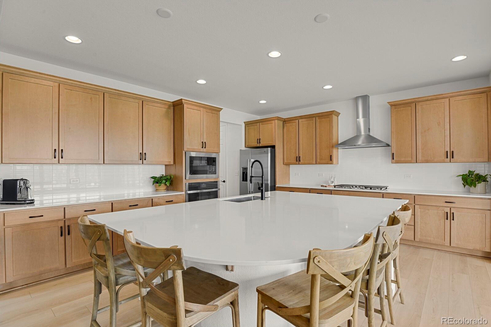 MLS Image #11 for 7325 s waterloo way,aurora, Colorado