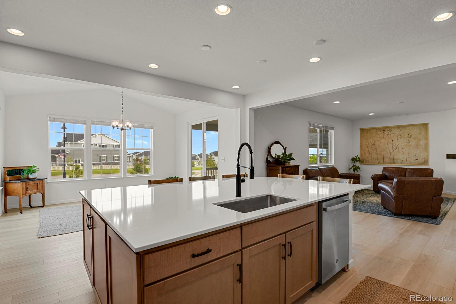 MLS Image #13 for 7325 s waterloo way,aurora, Colorado
