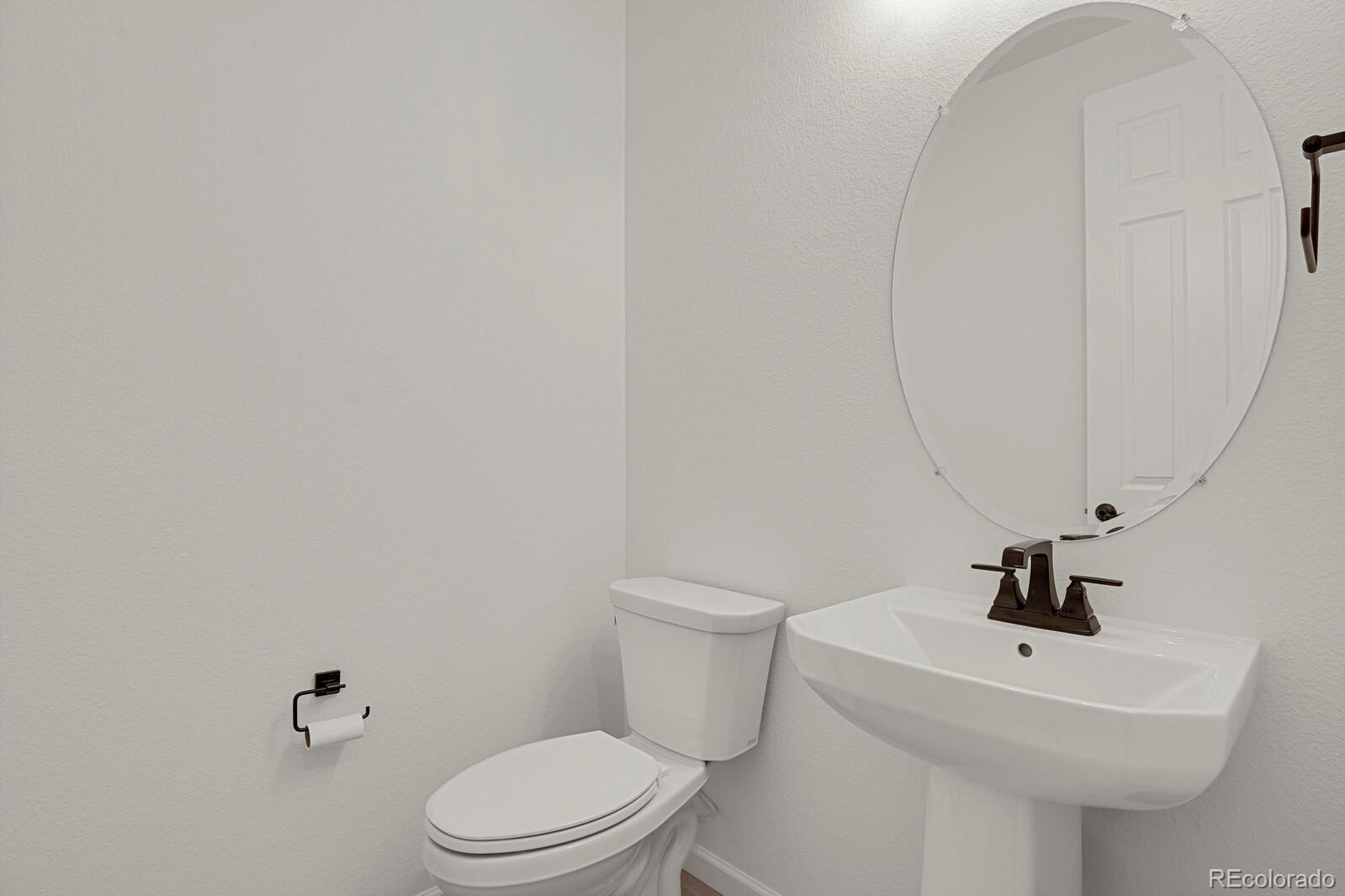 MLS Image #18 for 7325 s waterloo way,aurora, Colorado