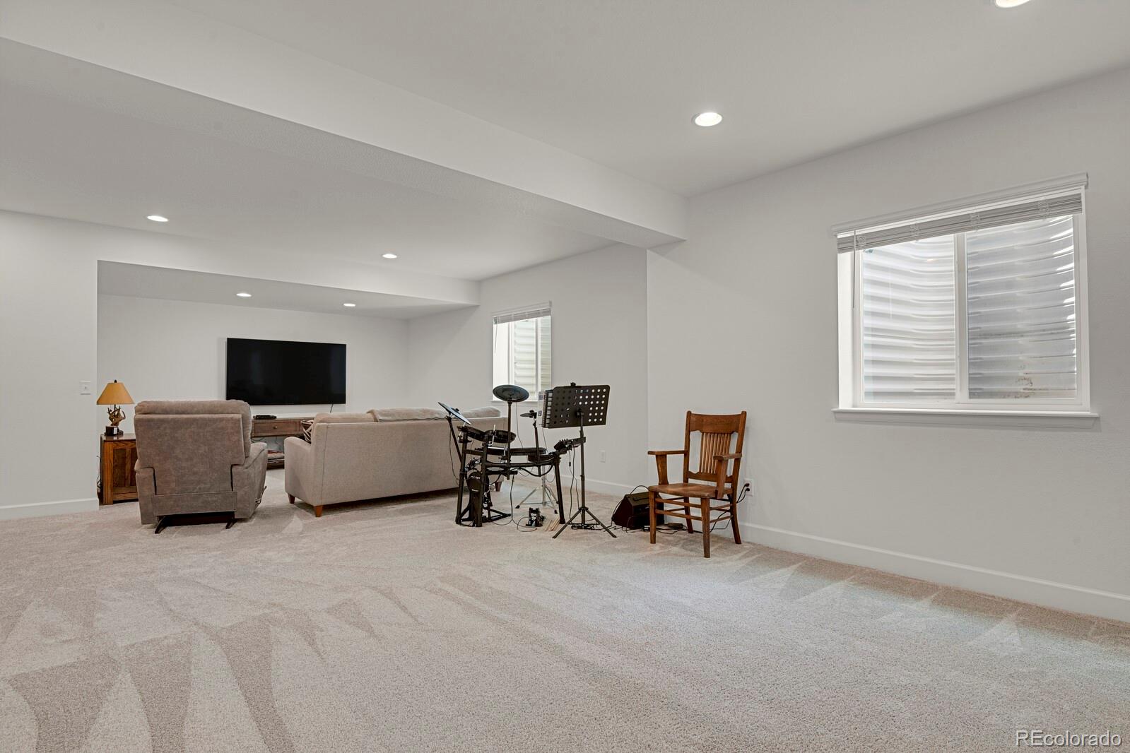 MLS Image #38 for 7325 s waterloo way,aurora, Colorado