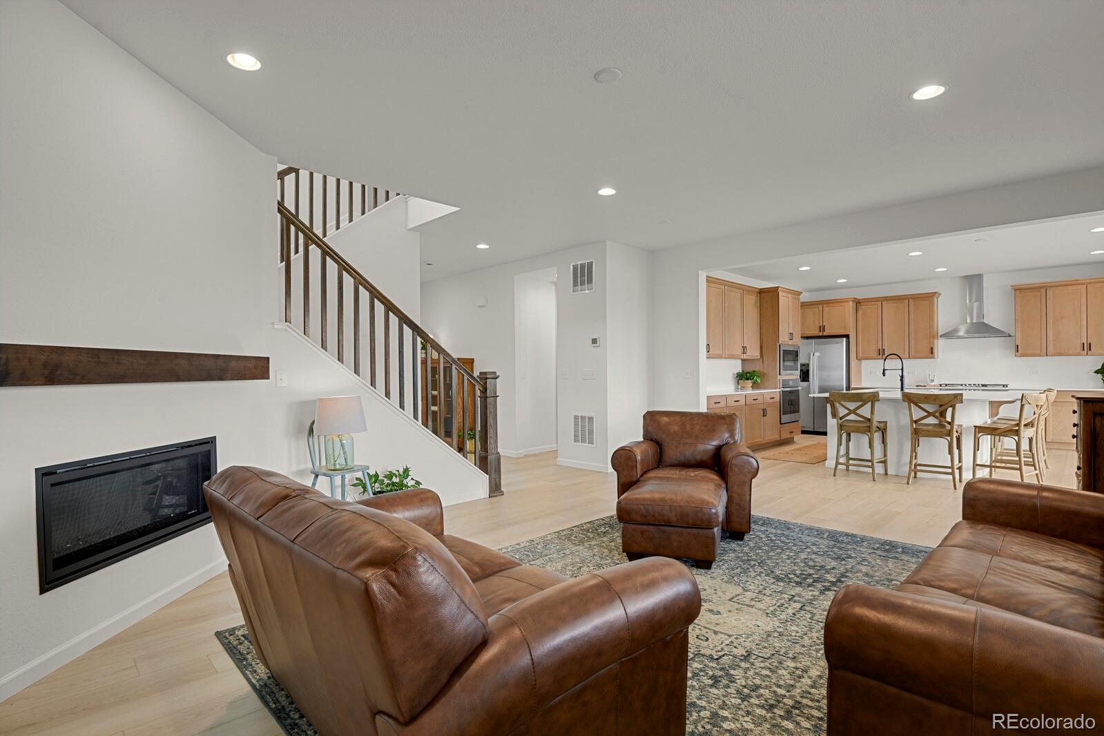 MLS Image #9 for 7325 s waterloo way,aurora, Colorado