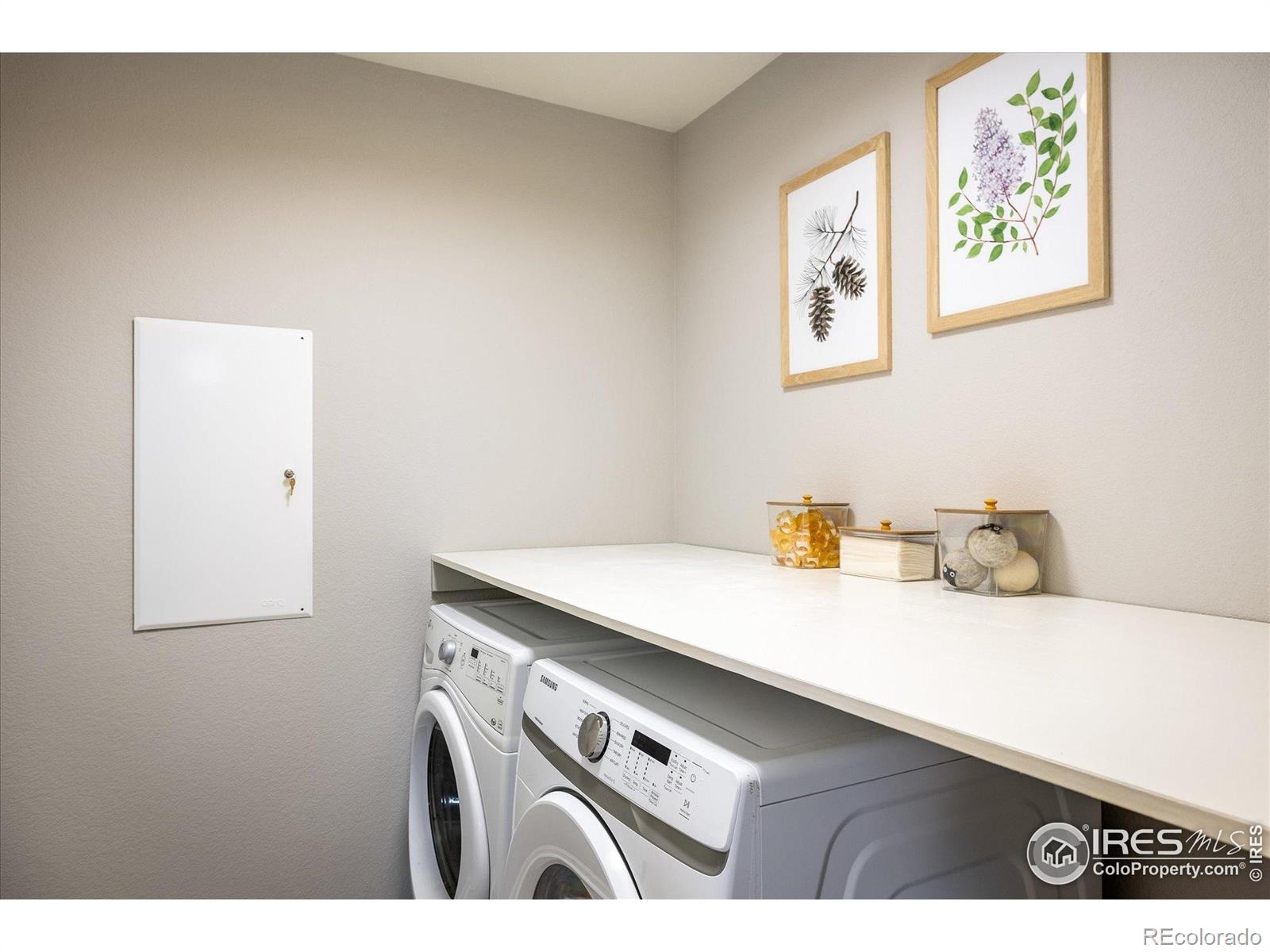 MLS Image #17 for 11033 e 28th place,denver, Colorado