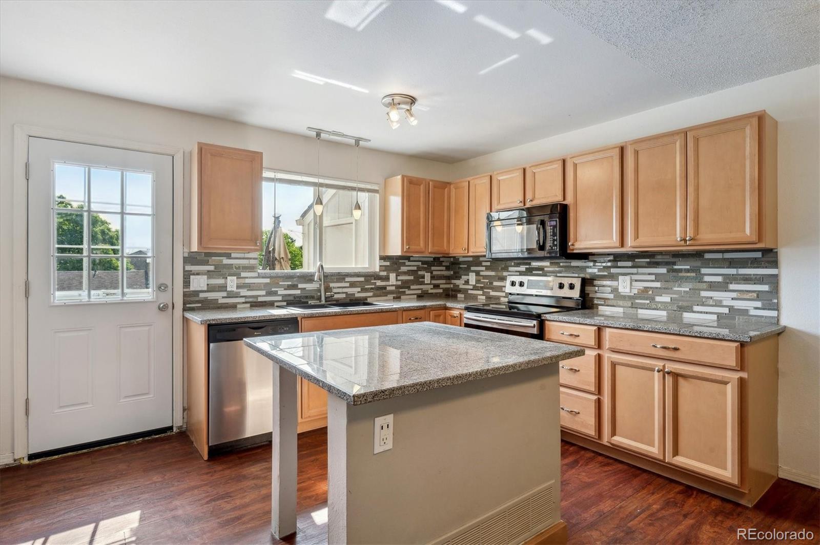 MLS Image #7 for 9679 w chatfield avenue,littleton, Colorado