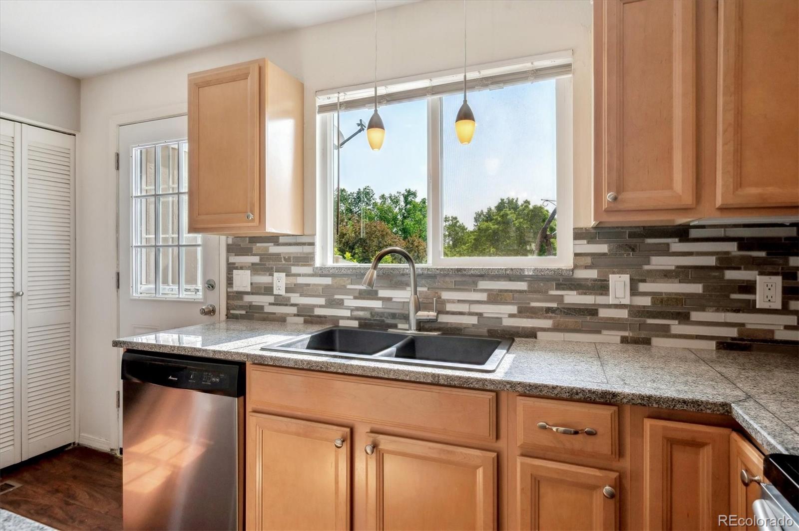 MLS Image #9 for 9679 w chatfield avenue,littleton, Colorado
