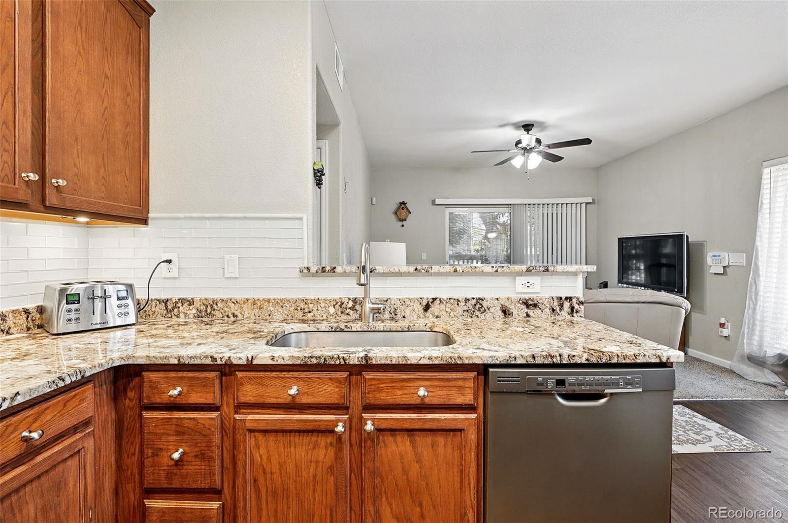 MLS Image #11 for 9963 e carolina circle,aurora, Colorado