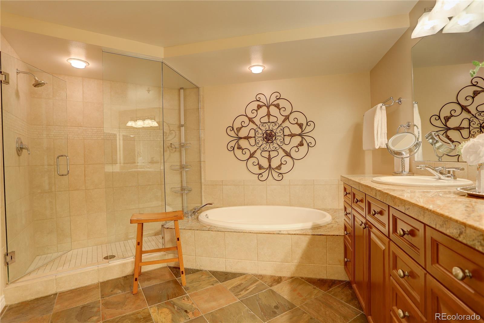 MLS Image #20 for 8100 e union avenue,denver, Colorado