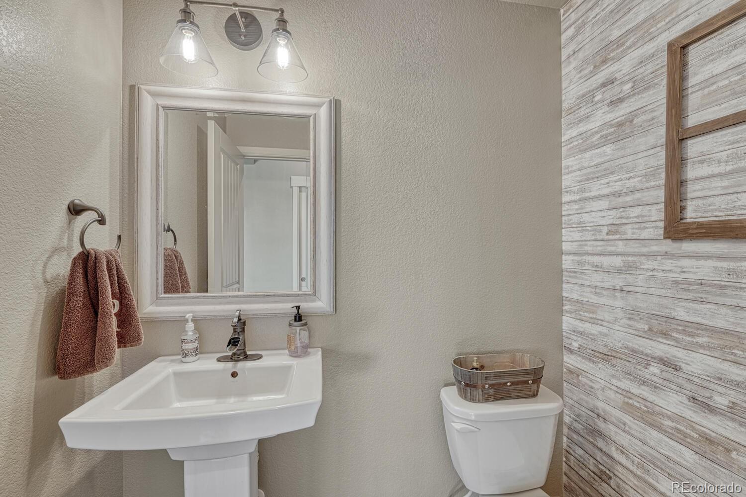 MLS Image #11 for 15235 w iliff avenue,lakewood, Colorado