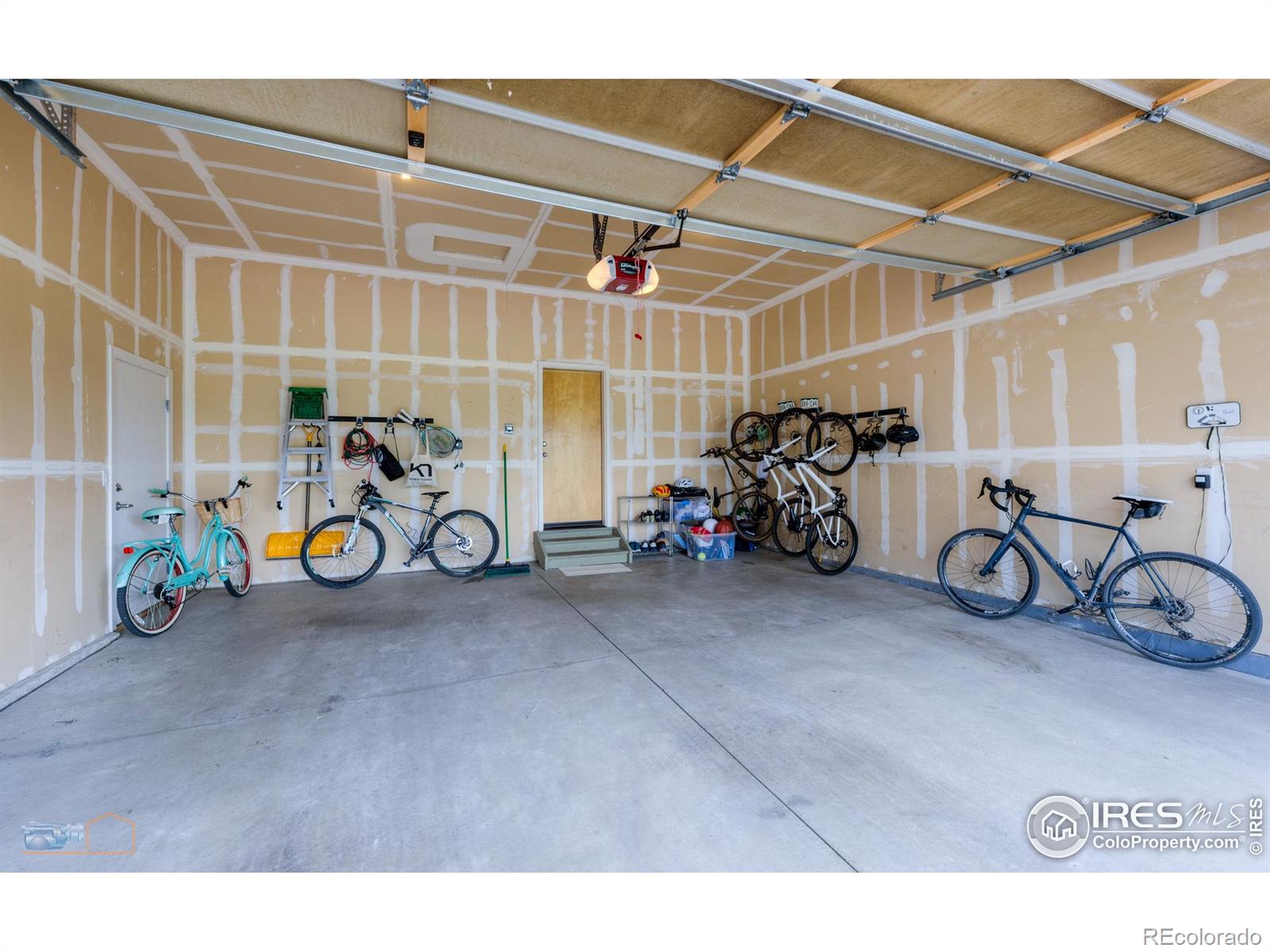 MLS Image #22 for 2369  hecla drive,louisville, Colorado