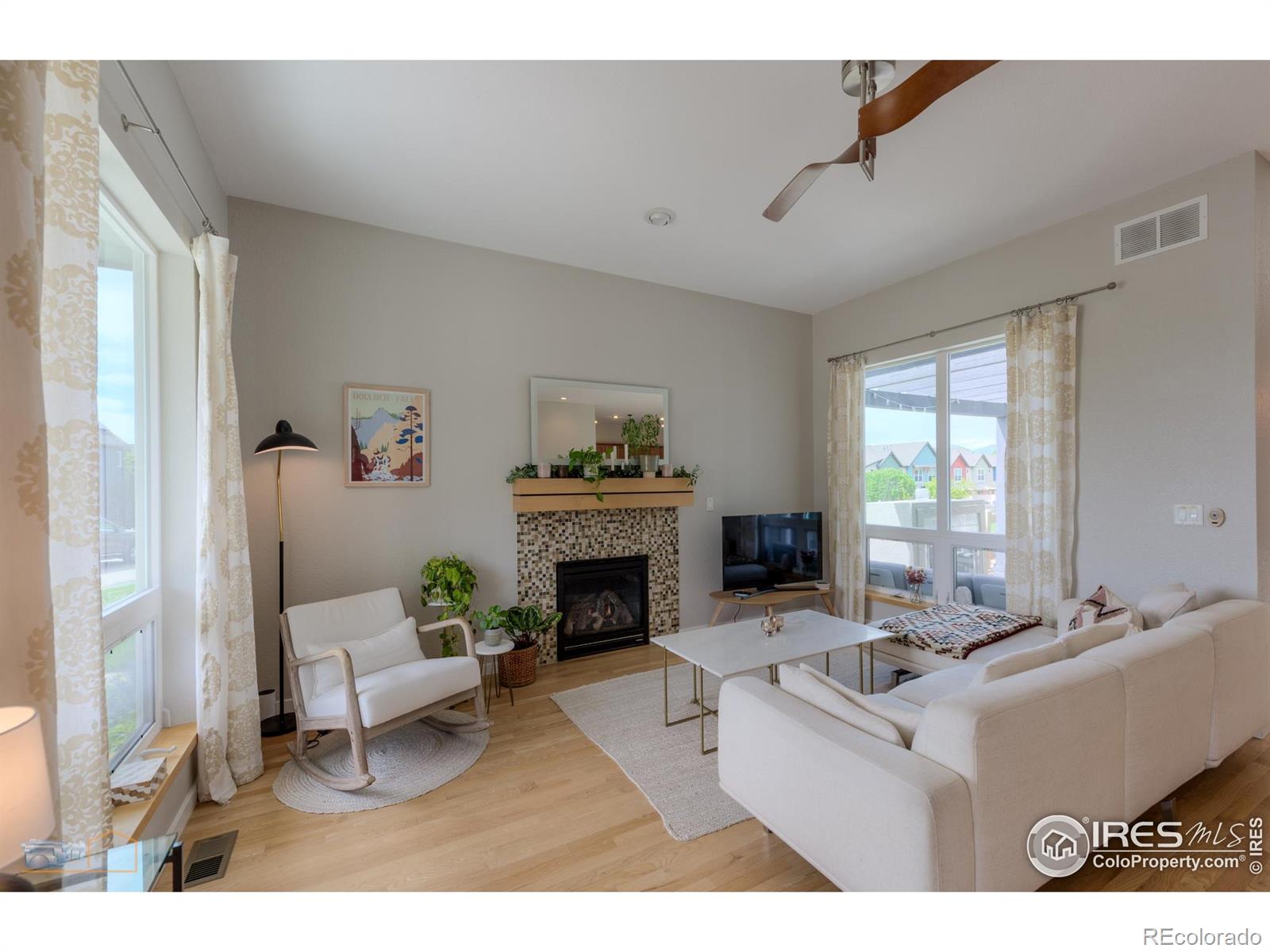 MLS Image #5 for 2369  hecla drive,louisville, Colorado