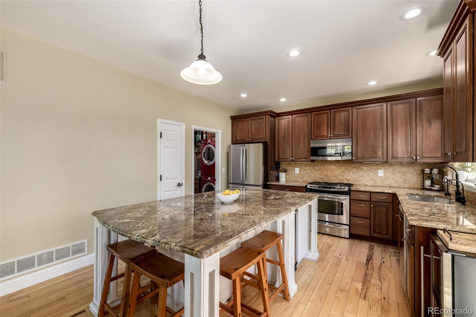 MLS Image #14 for 902  jarvis drive,erie, Colorado