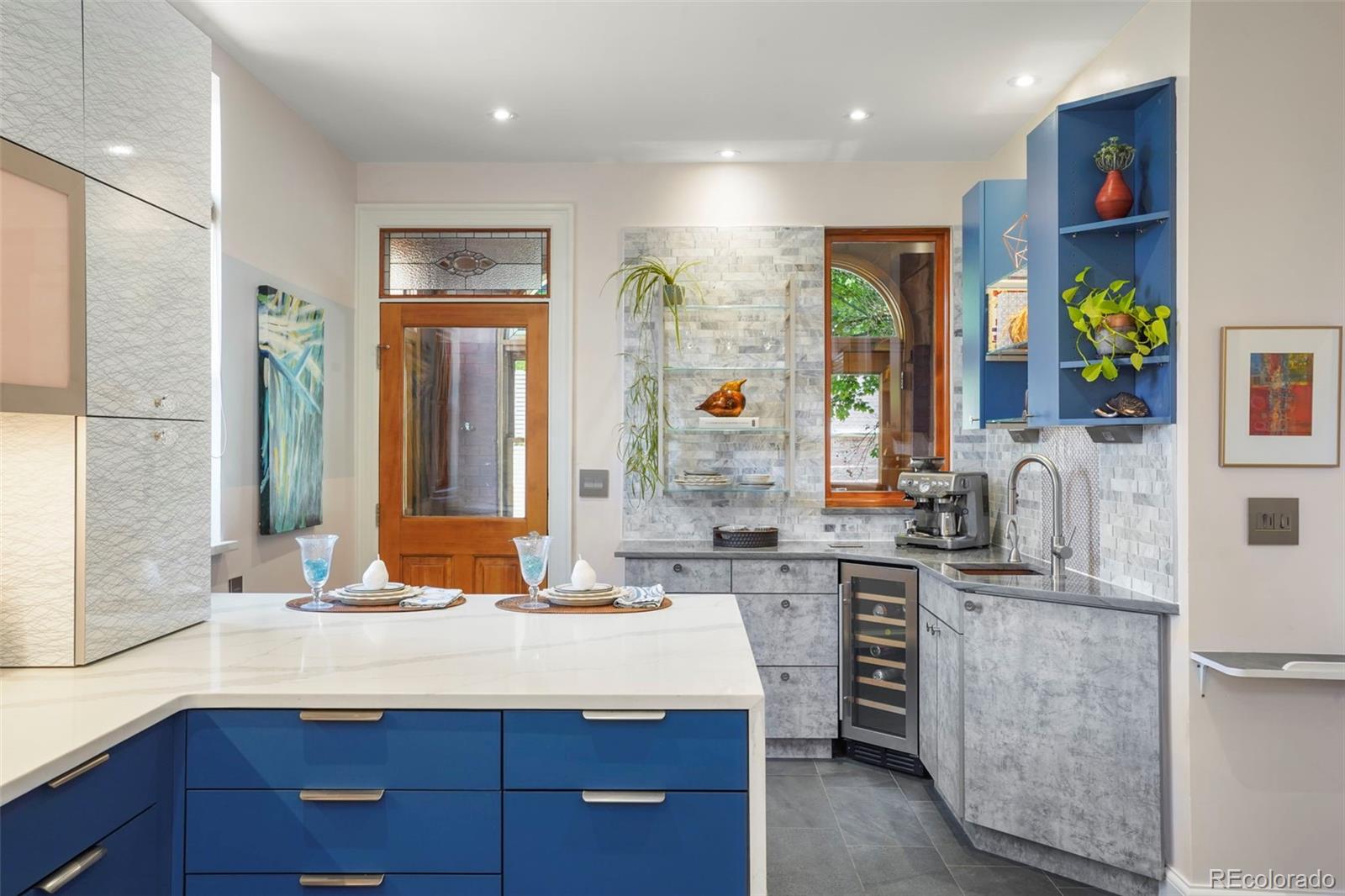 MLS Image #12 for 2155 n high street,denver, Colorado
