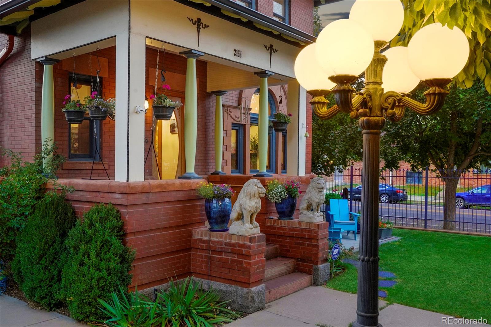 MLS Image #31 for 2155 n high street,denver, Colorado