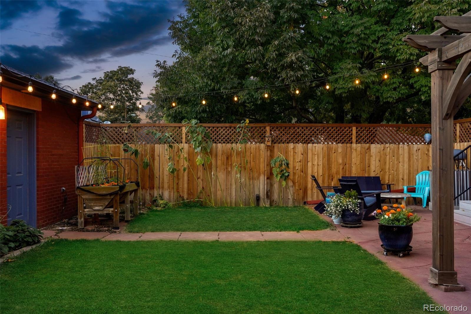 MLS Image #33 for 2155 n high street,denver, Colorado