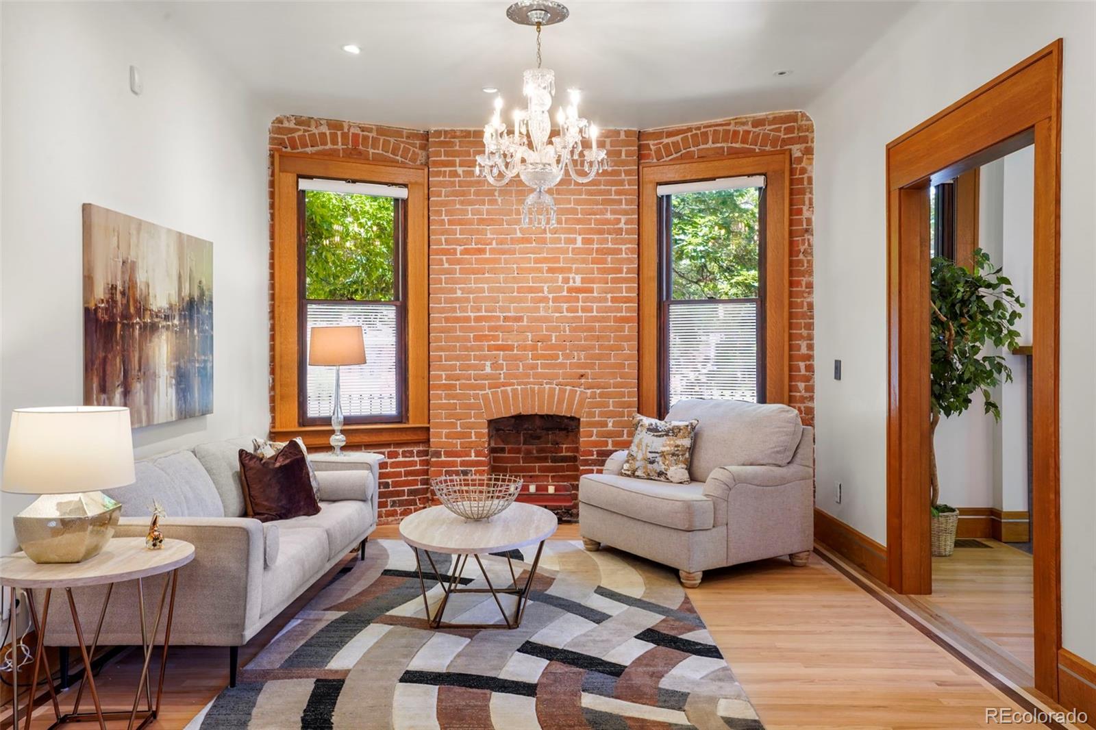 MLS Image #7 for 2155 n high street,denver, Colorado