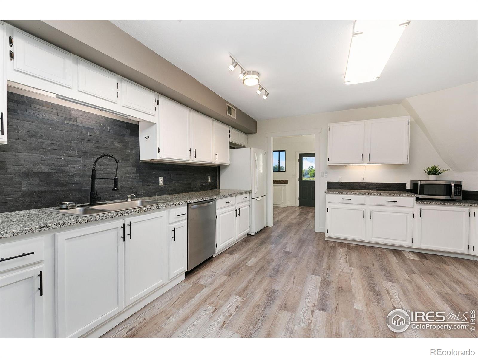 MLS Image #10 for 8402  dome court,fort collins, Colorado