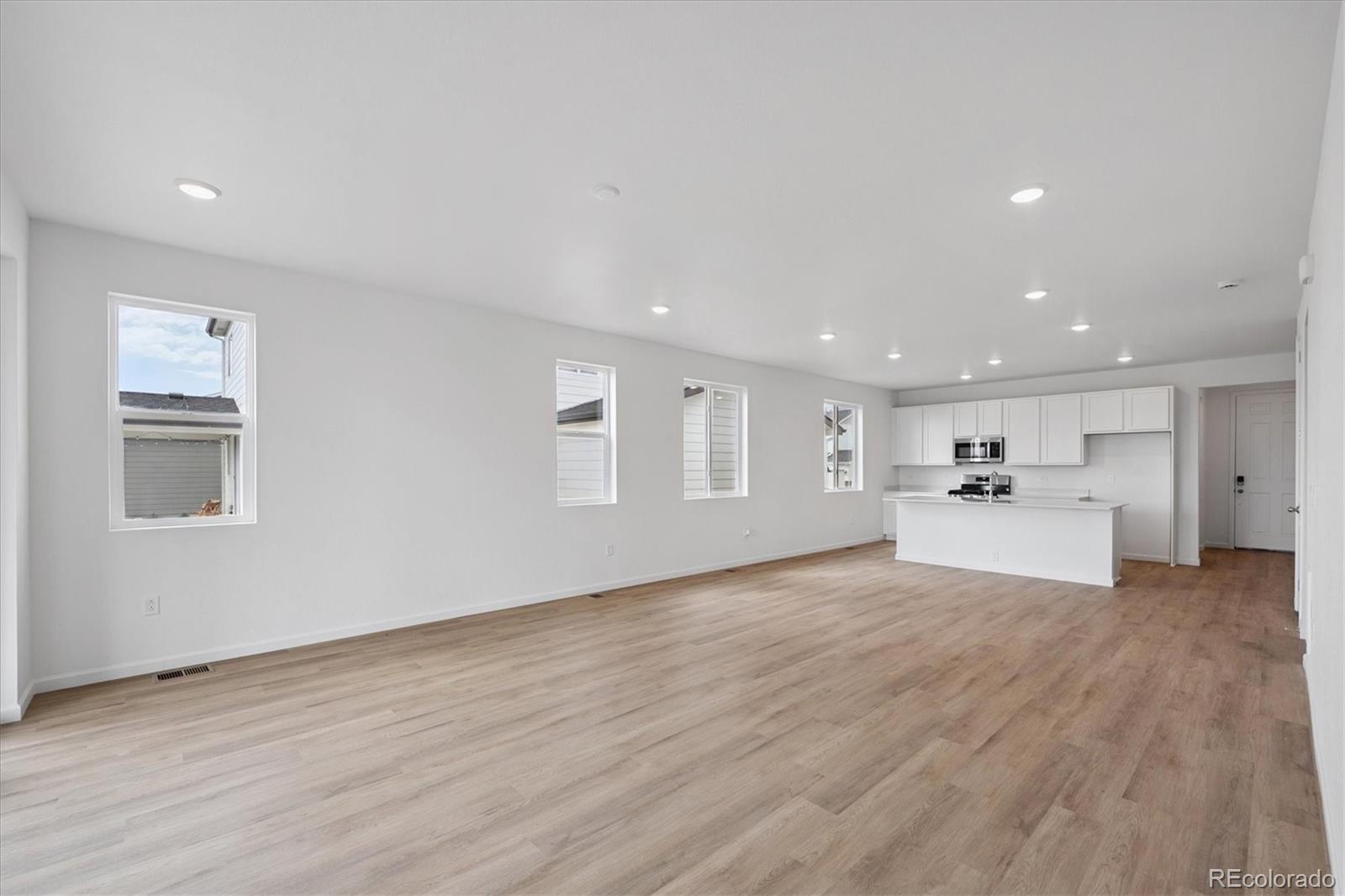MLS Image #10 for 6170  amerifax drive,windsor, Colorado