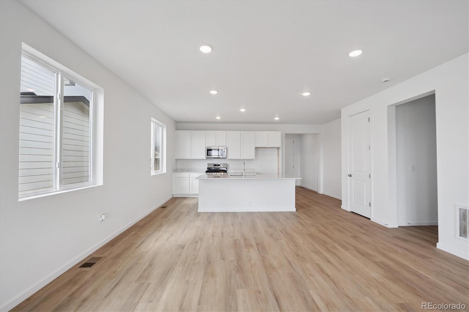 MLS Image #7 for 6170  amerifax drive,windsor, Colorado