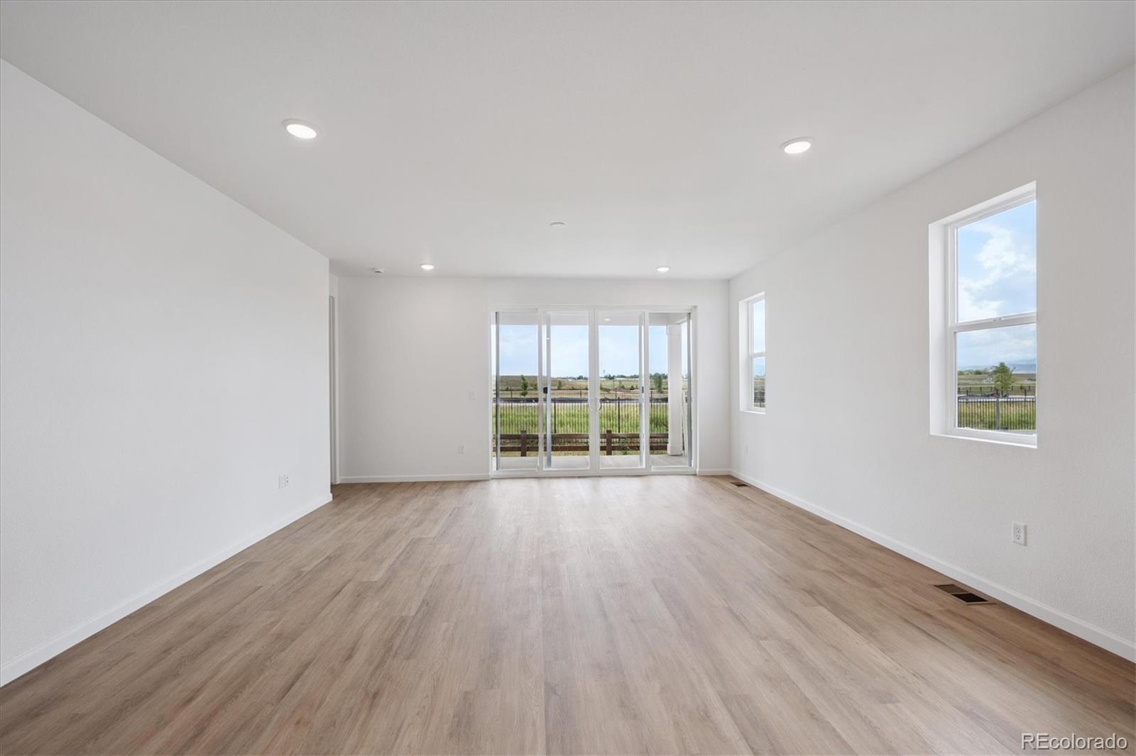 MLS Image #8 for 6170  amerifax drive,windsor, Colorado