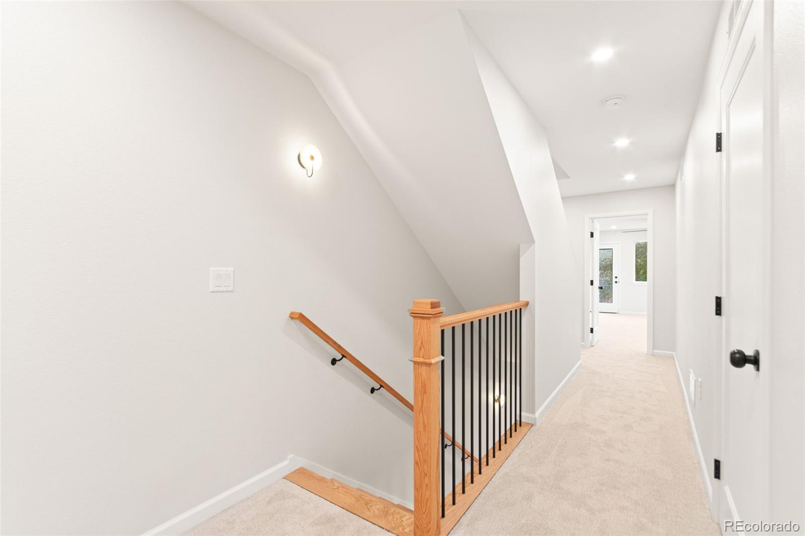 MLS Image #18 for 1048  knox court,denver, Colorado