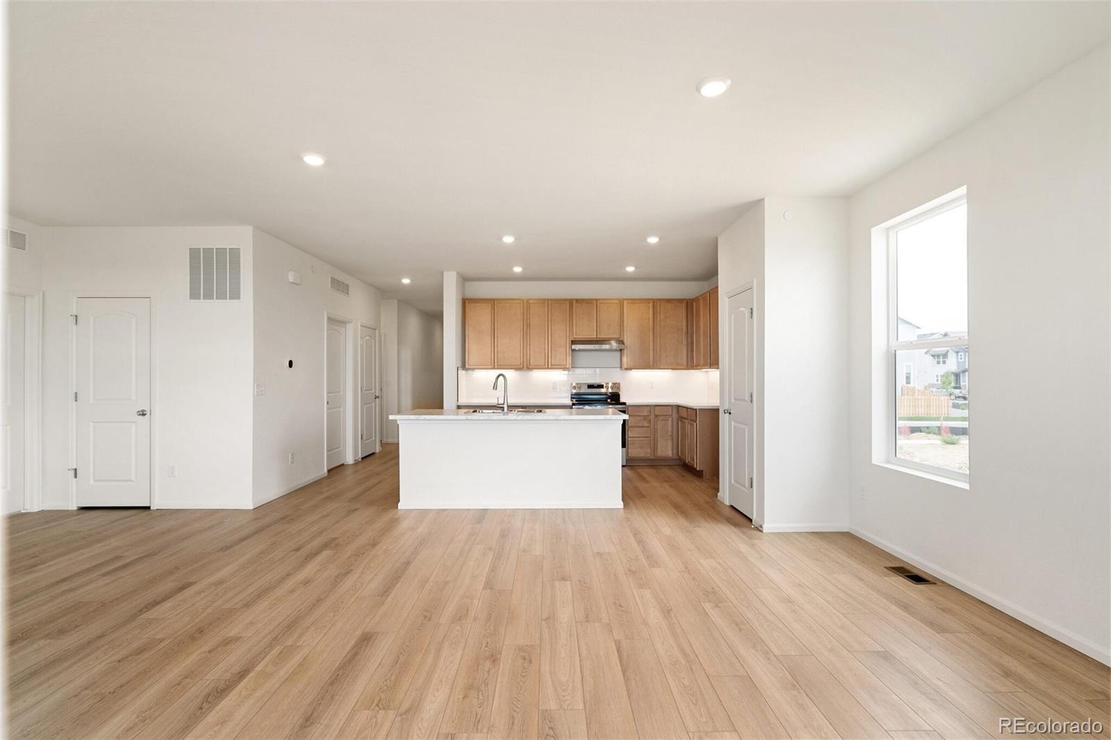 MLS Image #3 for 11124  xanadu street,commerce city, Colorado