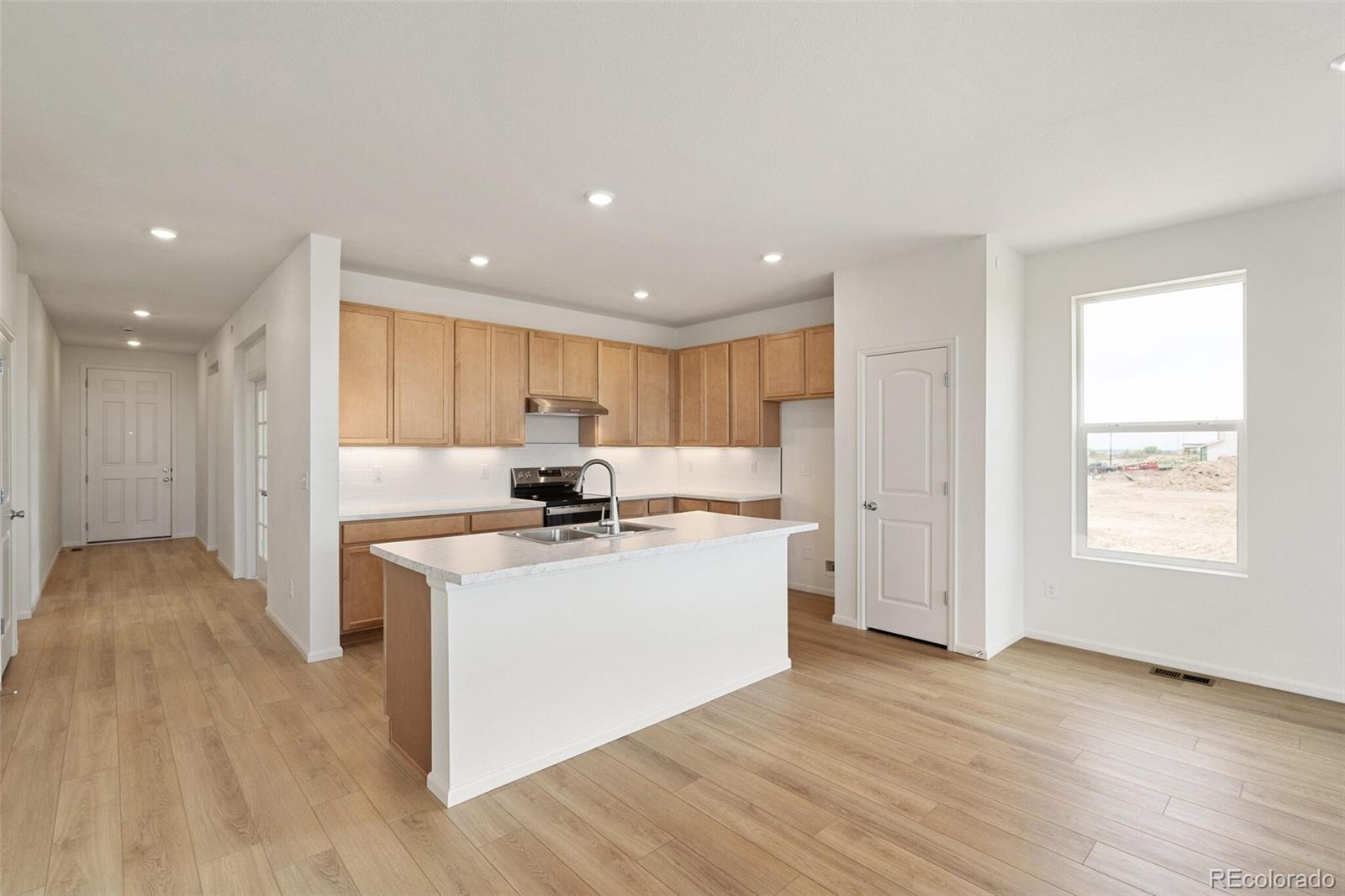 MLS Image #9 for 11124  xanadu street,commerce city, Colorado