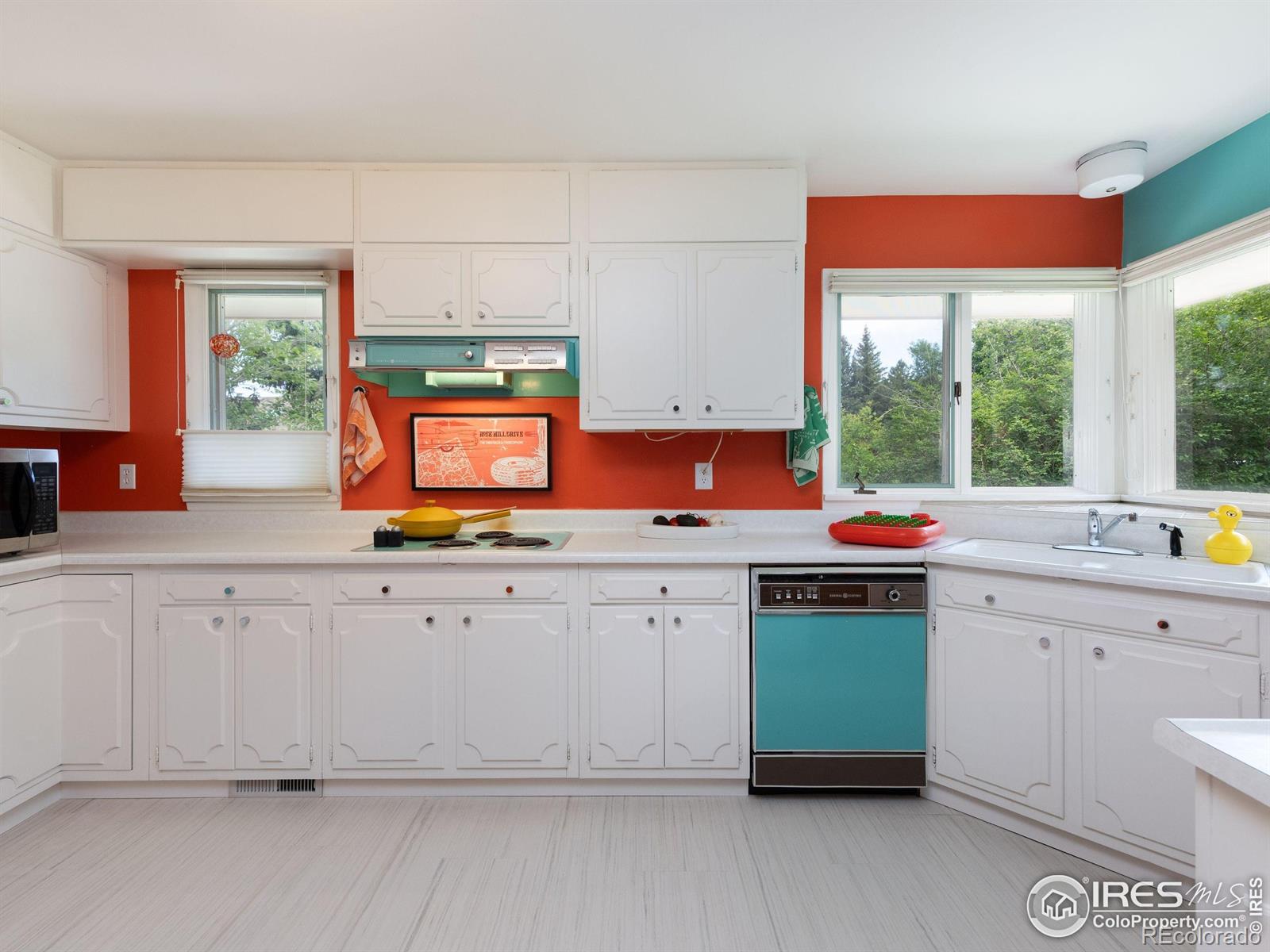 MLS Image #11 for 1035  rosehill drive,boulder, Colorado