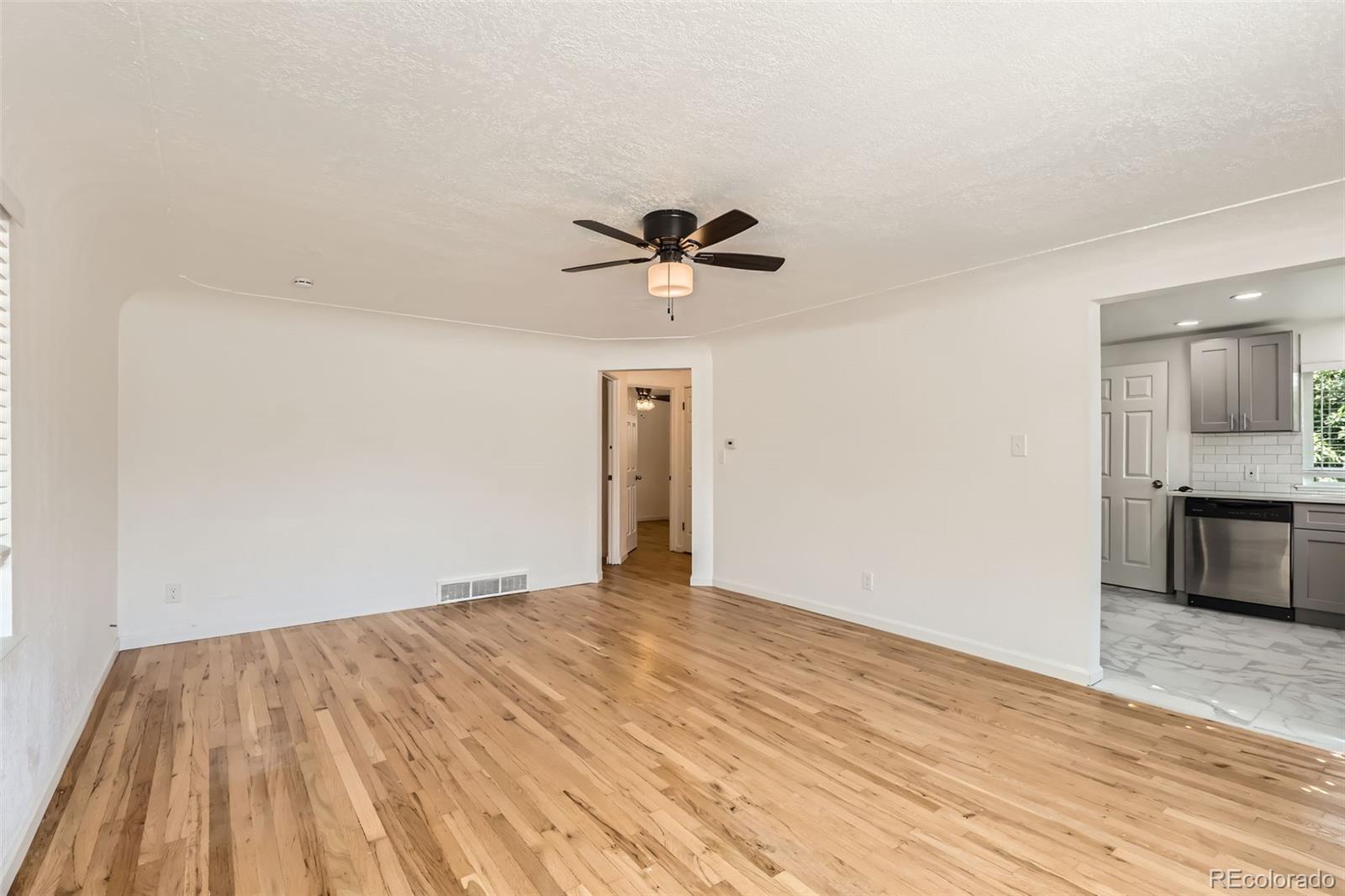 MLS Image #4 for 695 s quitman street,denver, Colorado