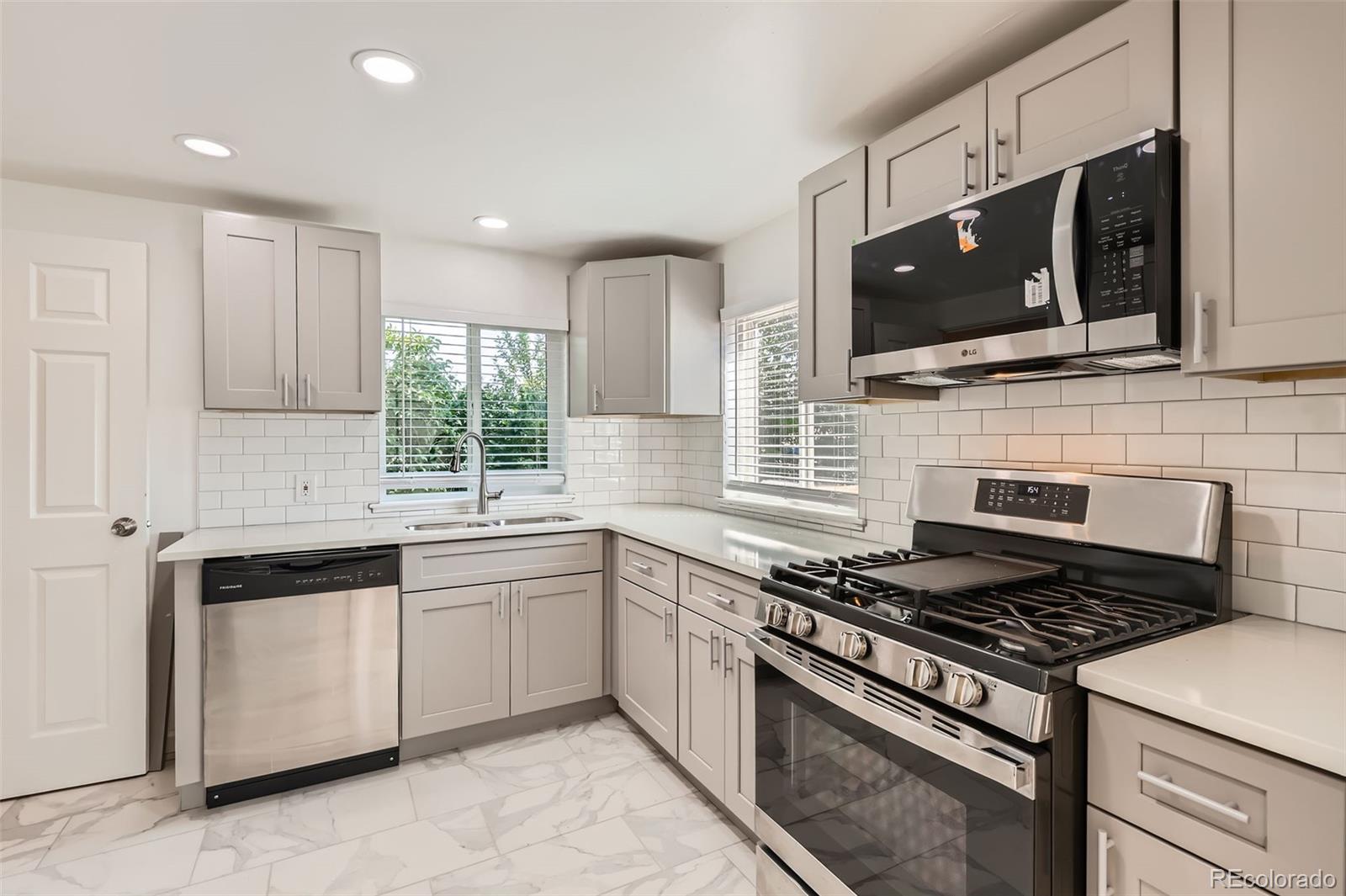 MLS Image #6 for 695 s quitman street,denver, Colorado