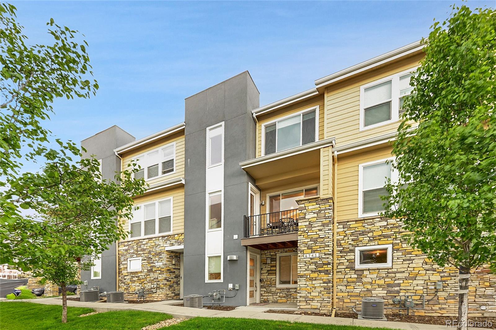 MLS Image #1 for 6745 s tempe court,aurora, Colorado