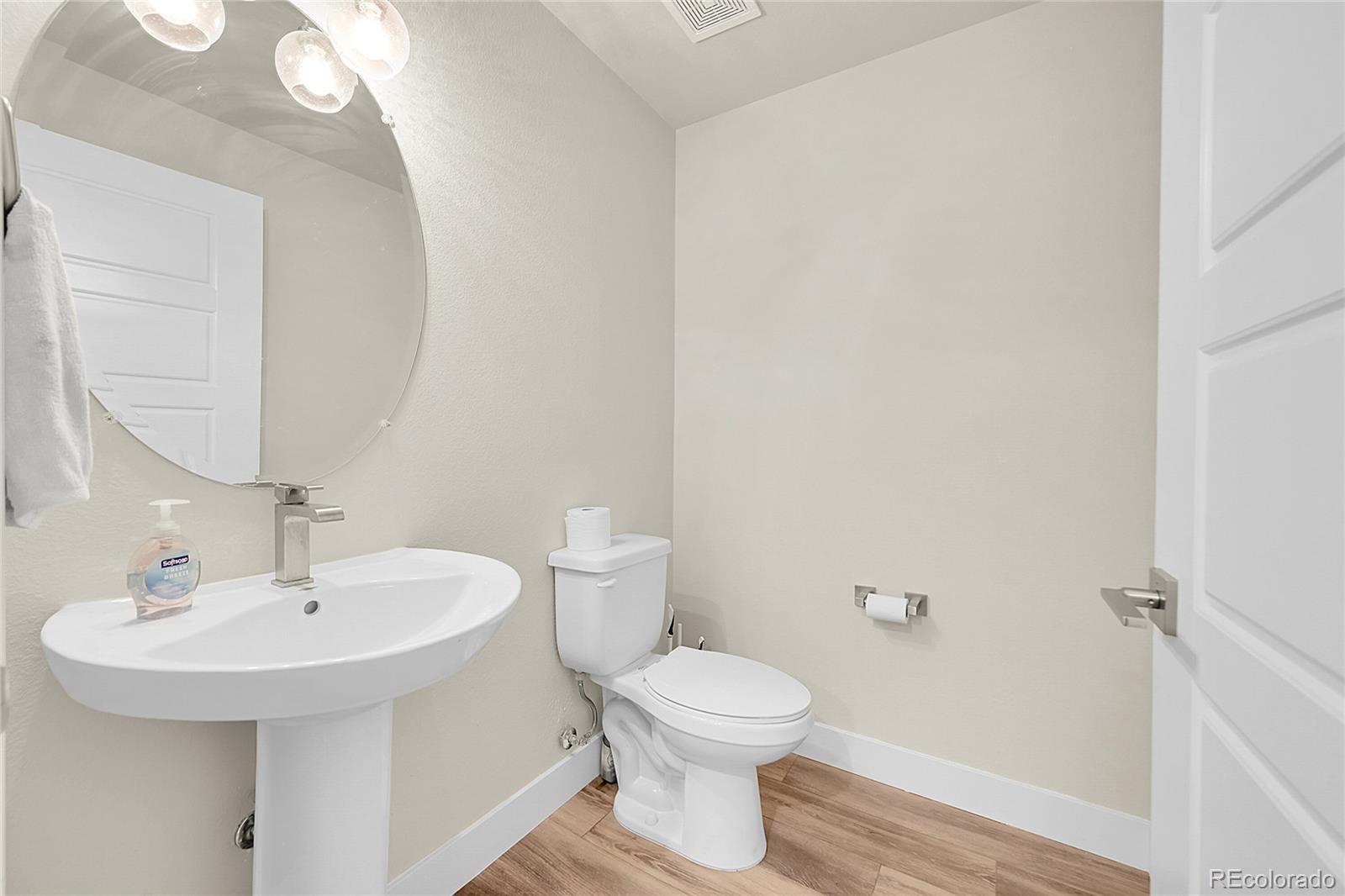 MLS Image #14 for 6745 s tempe court,aurora, Colorado