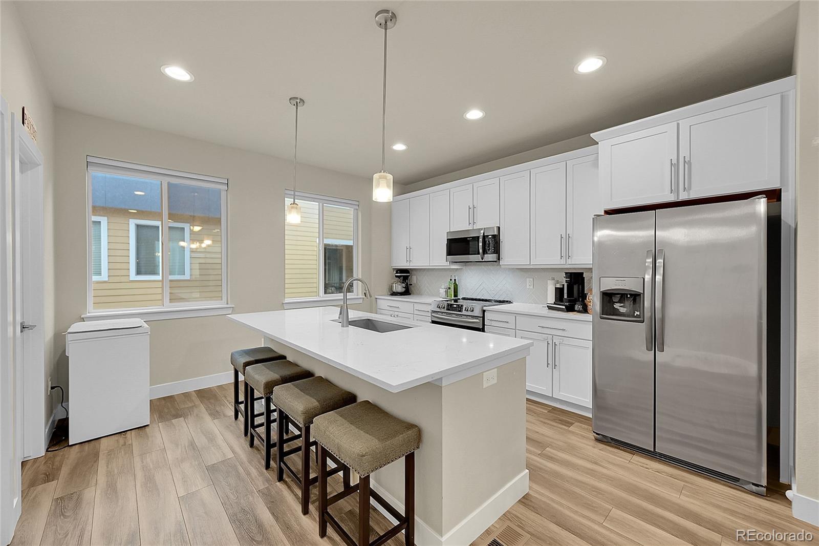 MLS Image #3 for 6745 s tempe court,aurora, Colorado