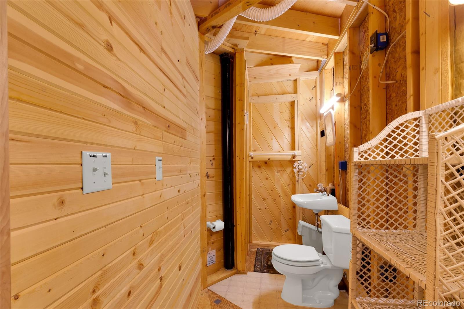 MLS Image #23 for 902  hawk way,jefferson, Colorado