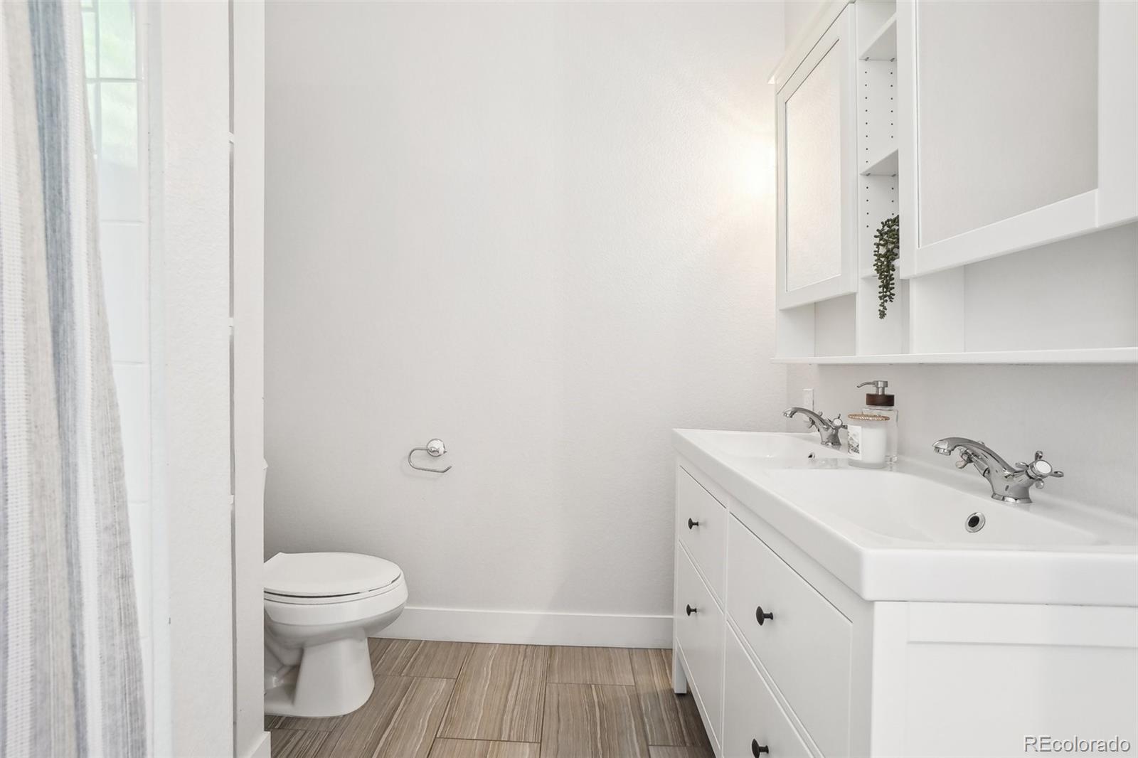 MLS Image #17 for 4603 w 33rd avenue,denver, Colorado